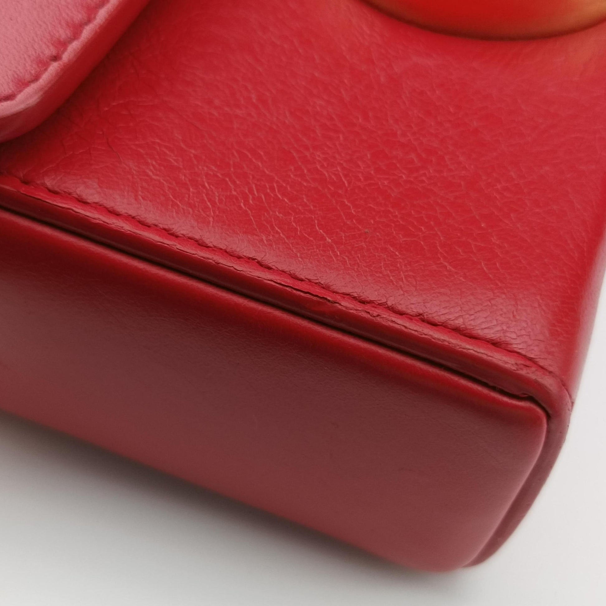 30 MONTAIGNE Red Leather 01-RU-019930モンテーニュ レッド レザー 01-RU-0199
