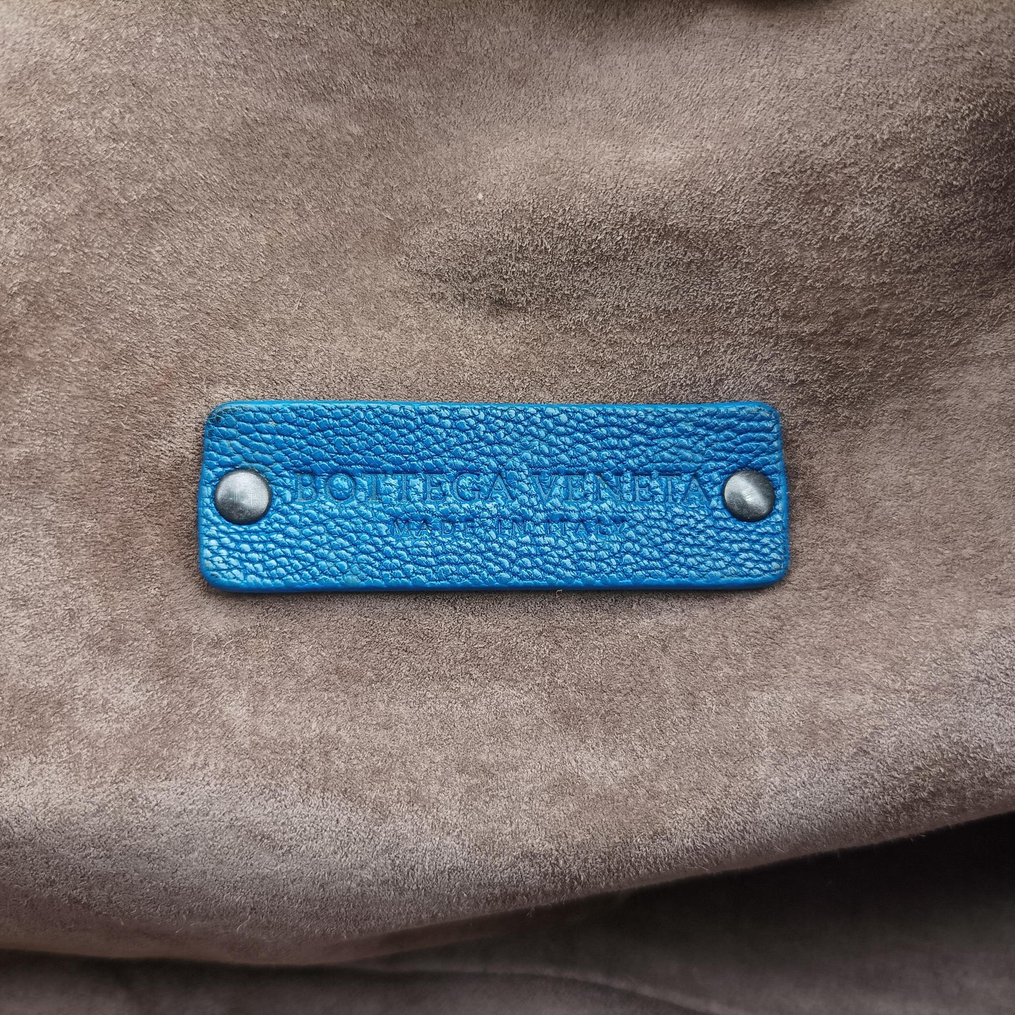 Boston Zip Detail Blue Leather B03080272Rボストン ジップ ブルー レザー B03080272R