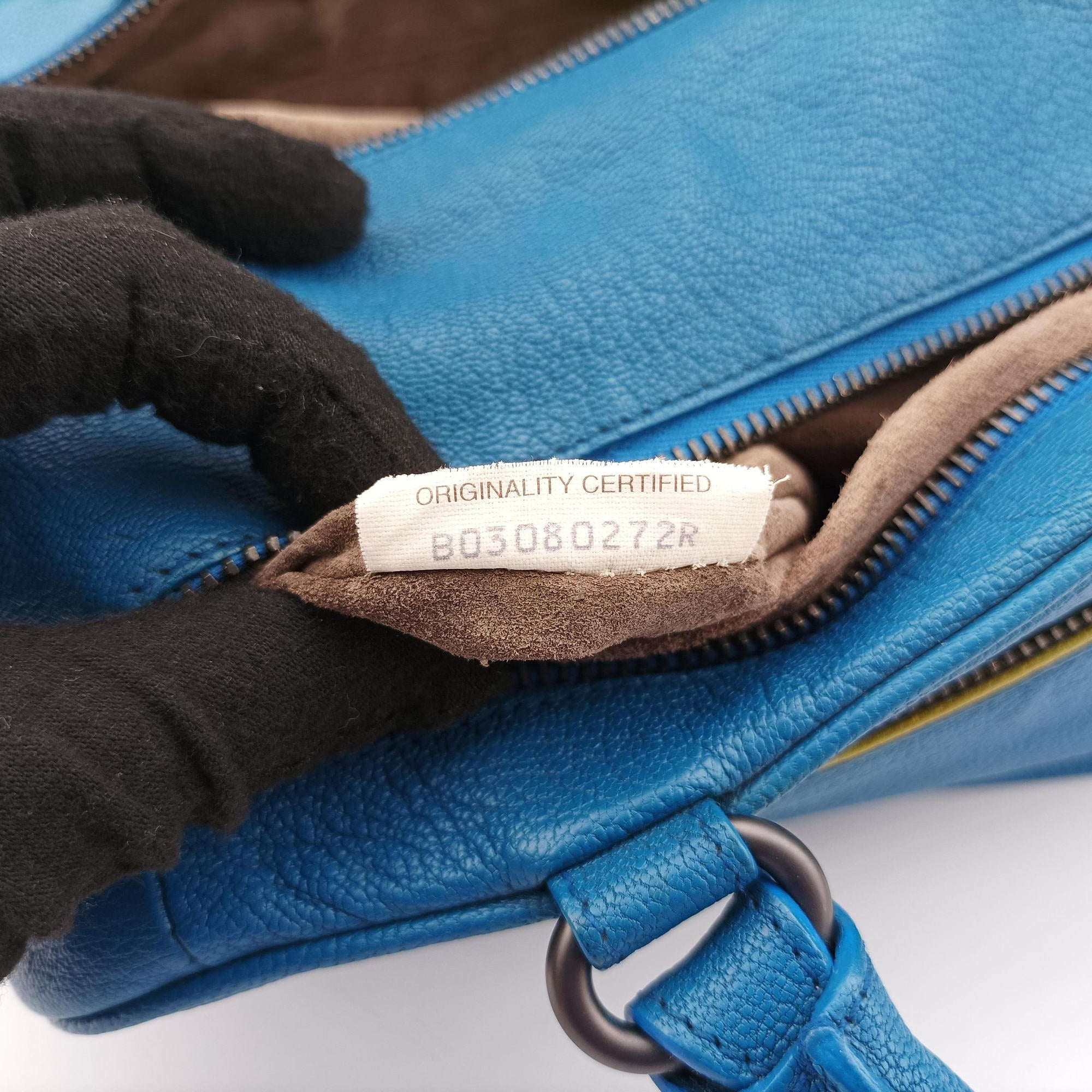 Boston Zip Detail Blue Leather B03080272Rボストン ジップ ブルー レザー B03080272R