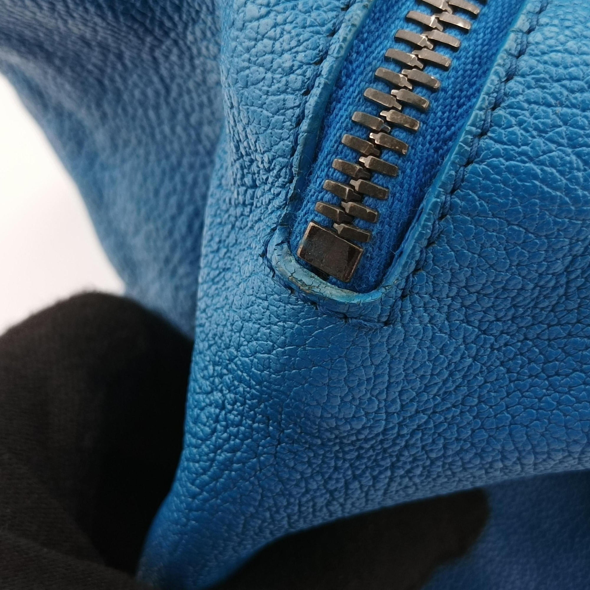 Boston Zip Detail Blue Leather B03080272Rボストン ジップ ブルー レザー B03080272R