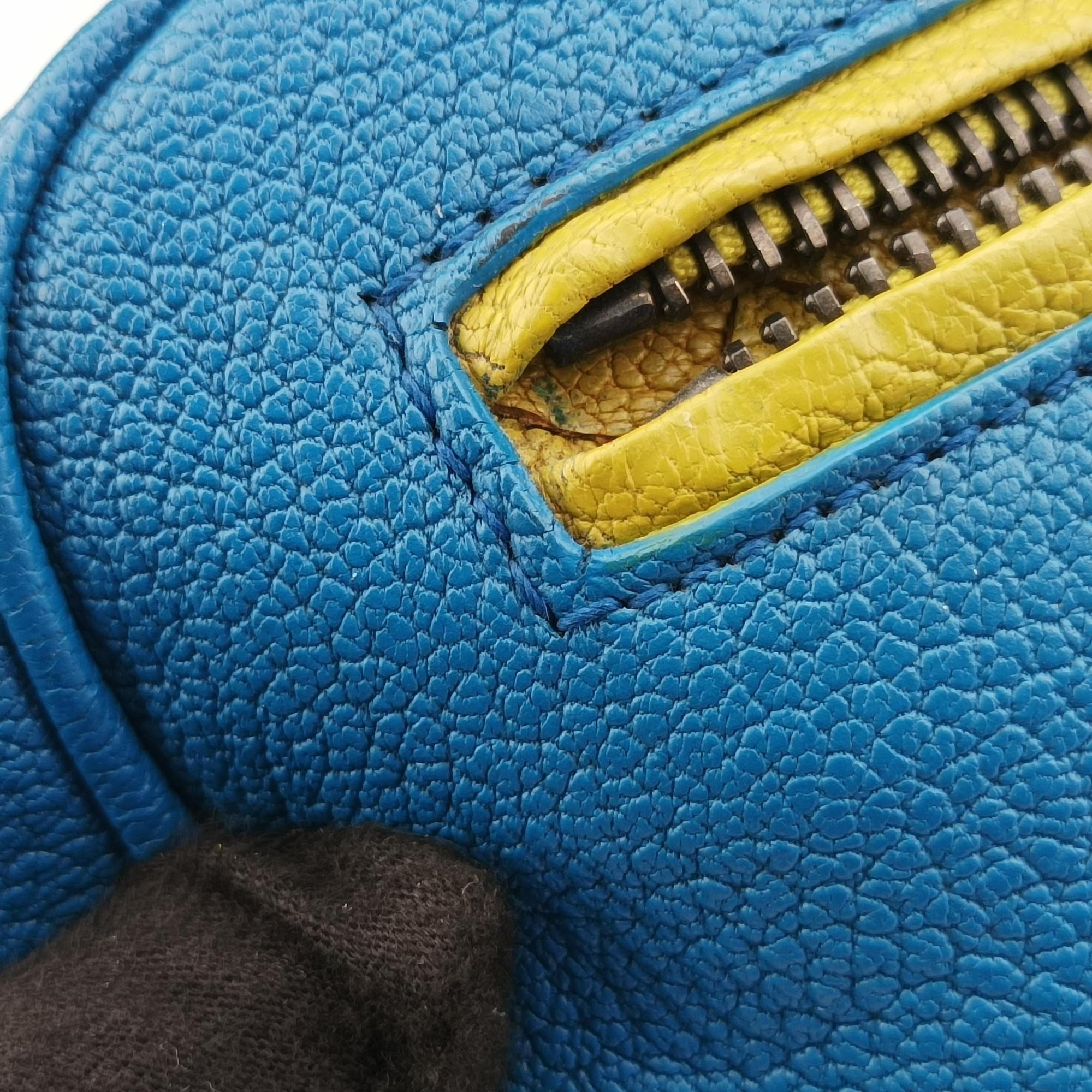 Boston Zip Detail Blue Leather B03080272Rボストン ジップ ブルー レザー B03080272R