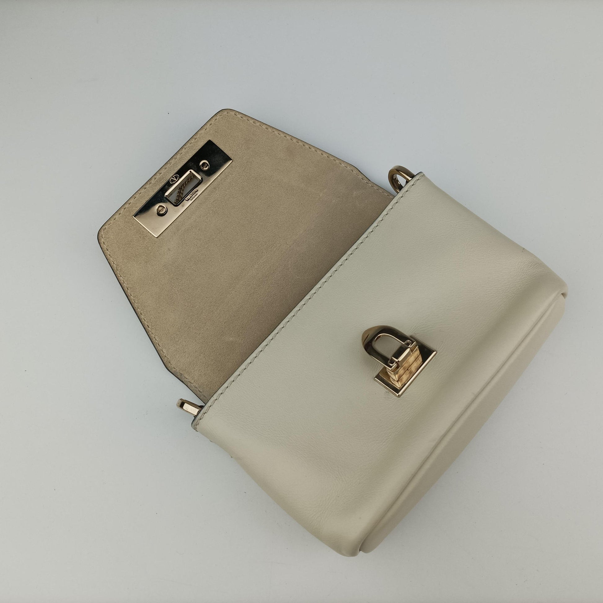 Rockstud Ivory  Nappa Leather  BL-PB00MIV2ロックスタッズ  アイボリー ナッパレザー BL-PB00MIV2