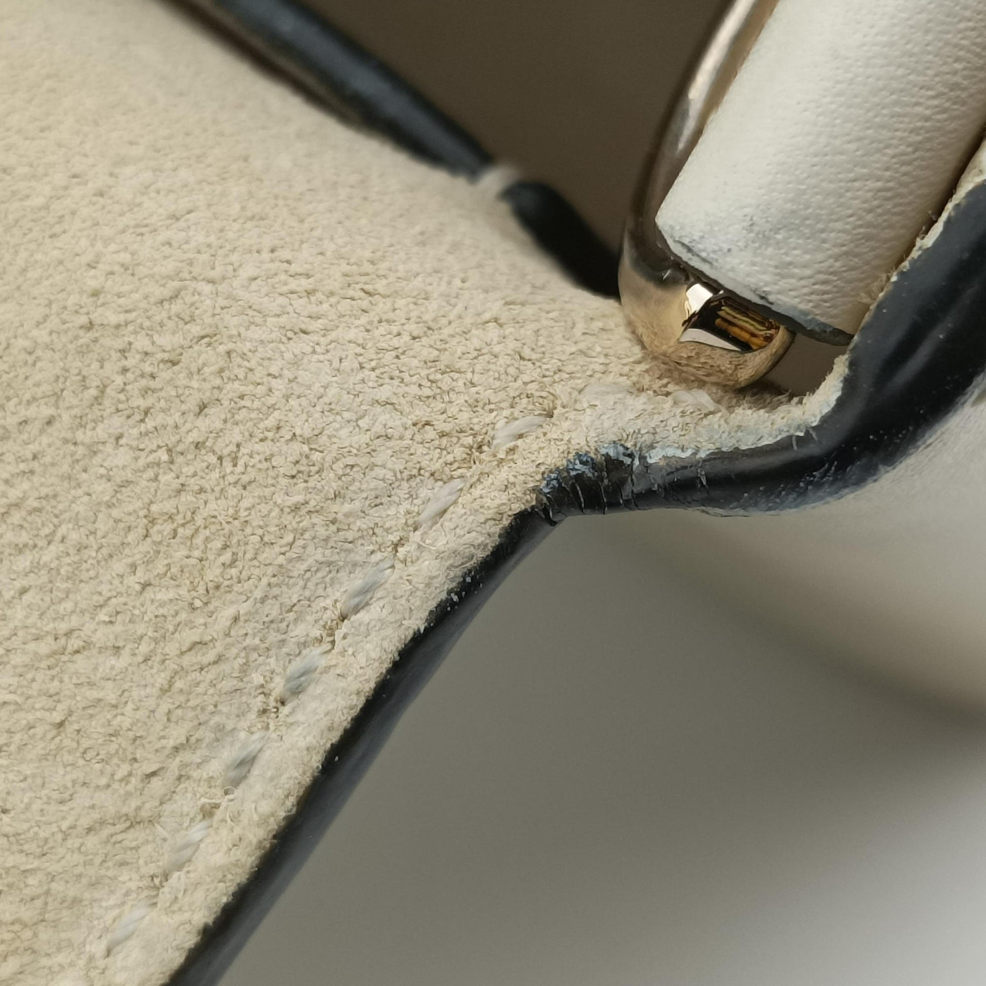 Rockstud Ivory  Nappa Leather  BL-PB00MIV2ロックスタッズ  アイボリー ナッパレザー BL-PB00MIV2