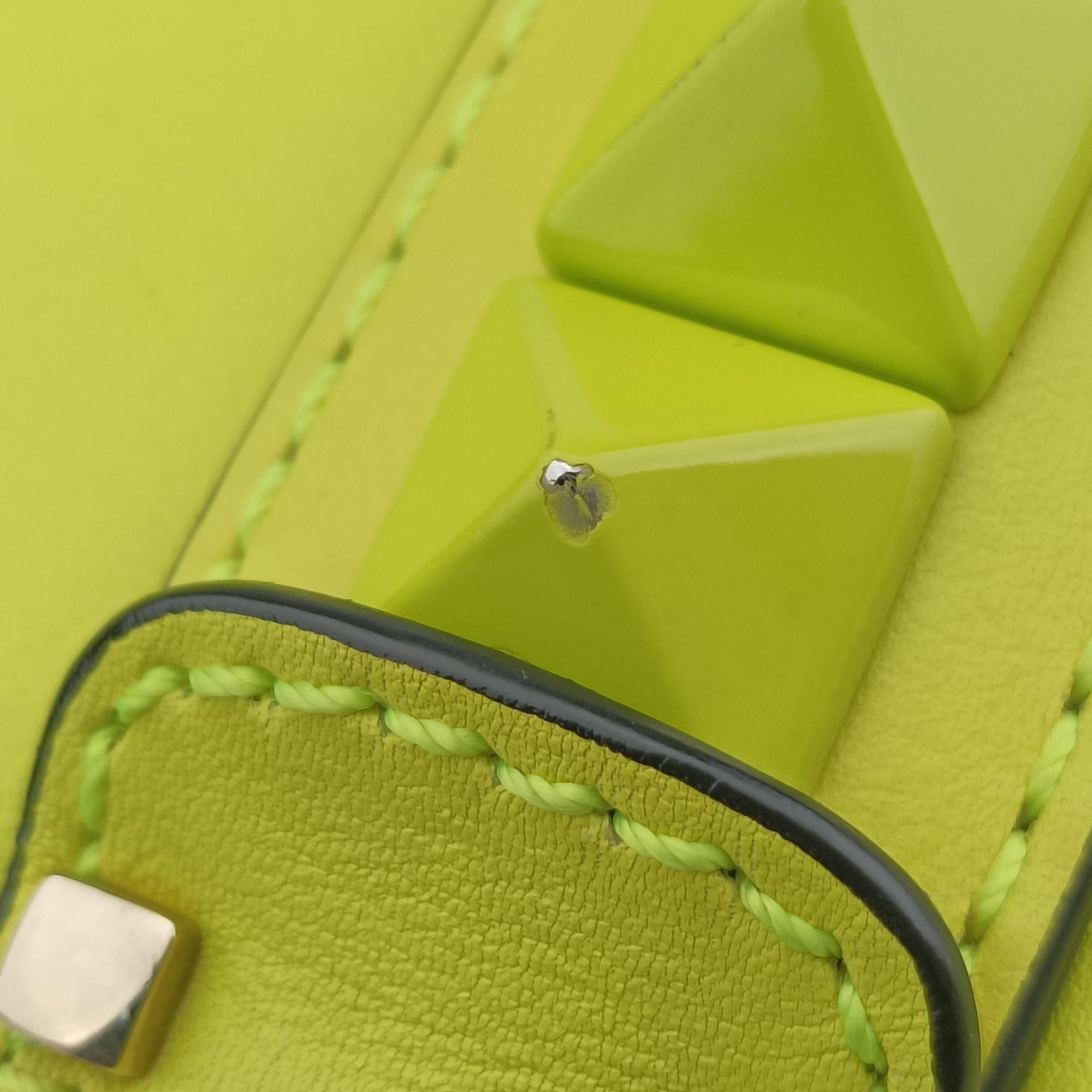 Rockstud Glam Lock yellow×white Leather BS-G312VMR1ロックスタッズグラムロックスモール イエロー×ホワイト レザー BS-G312VMR1