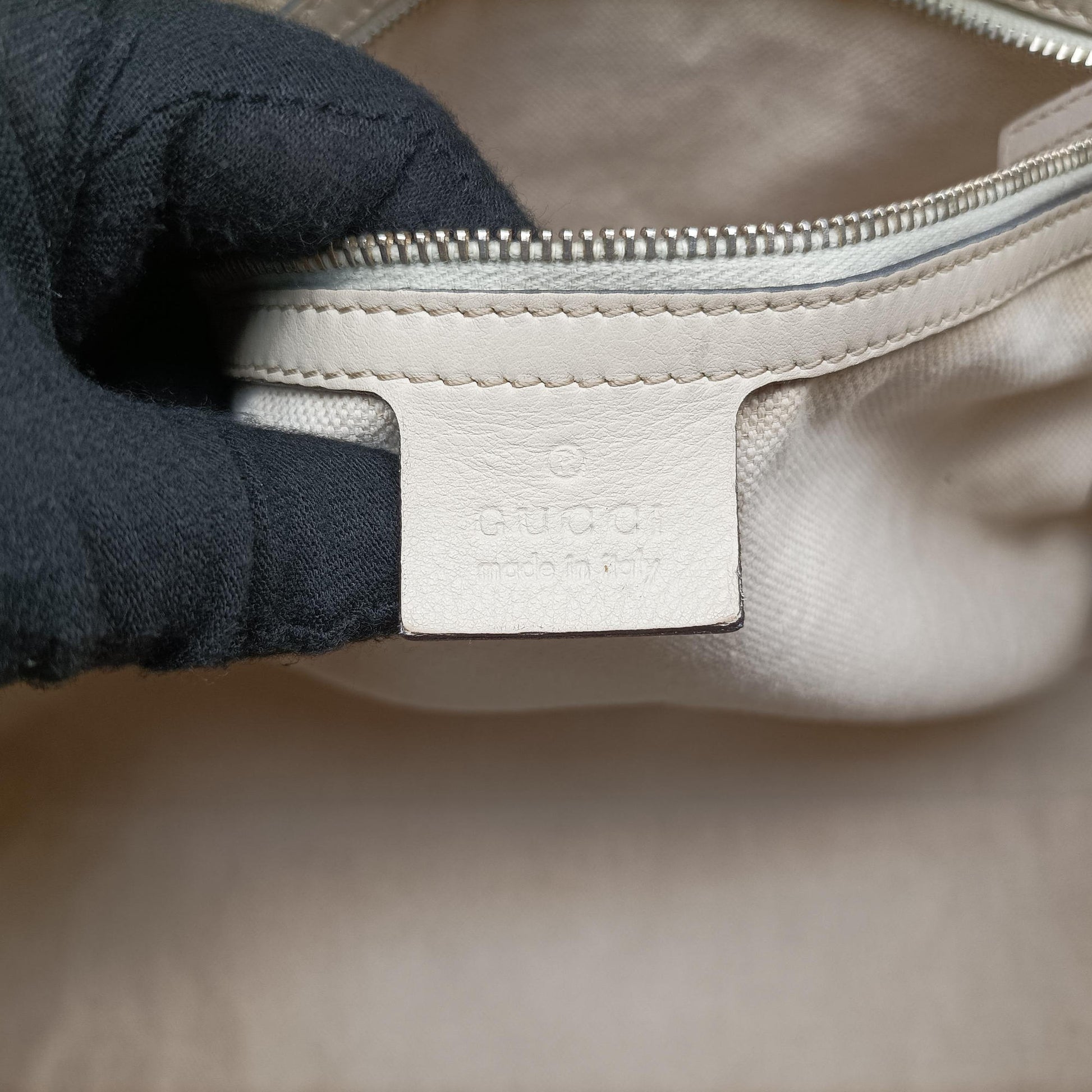 Lovely White Leather 257068 D8804831ラブリー ホワイト レザー 257068 D8804831