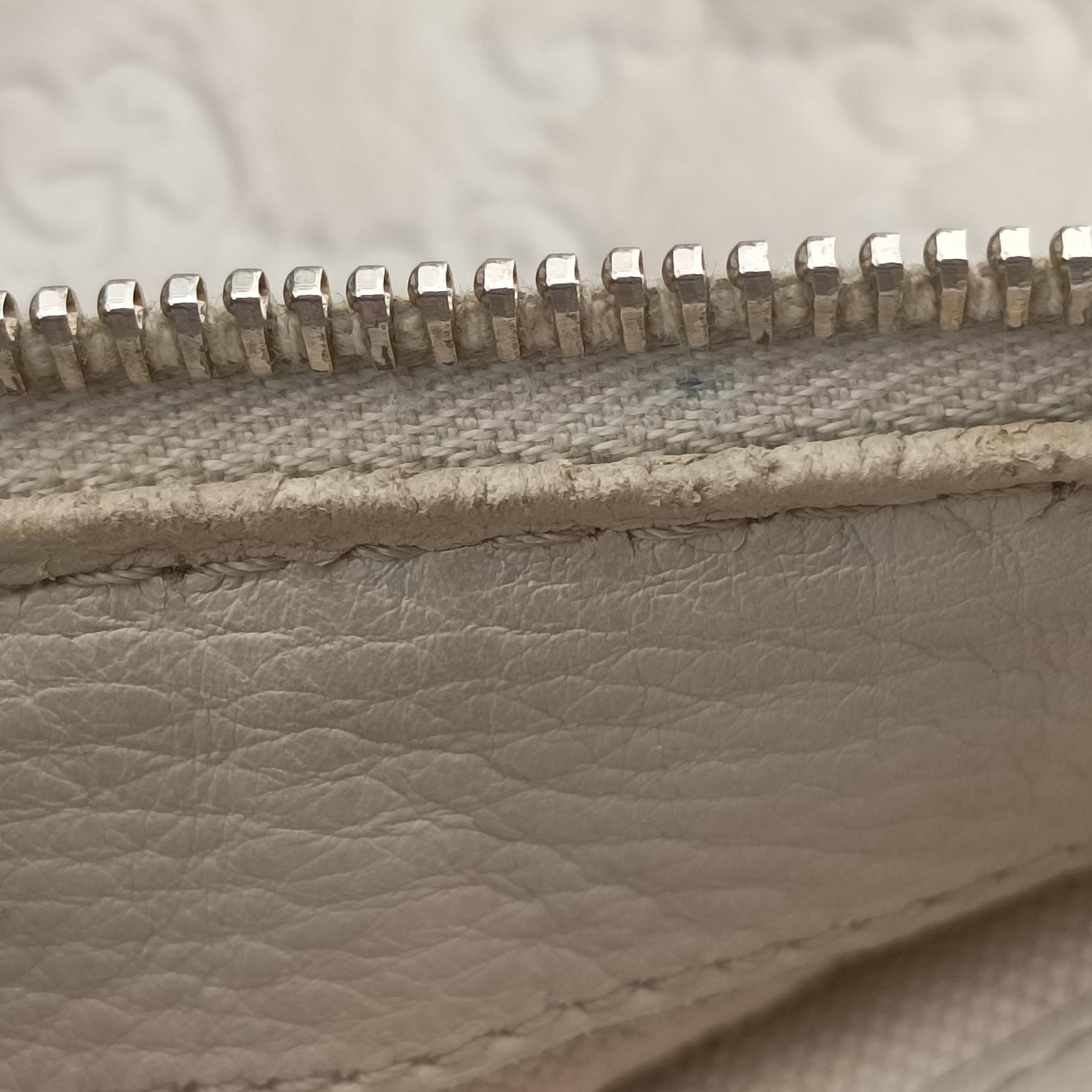 Lovely White Leather 257068 D8804831ラブリー ホワイト レザー 257068 D8804831
