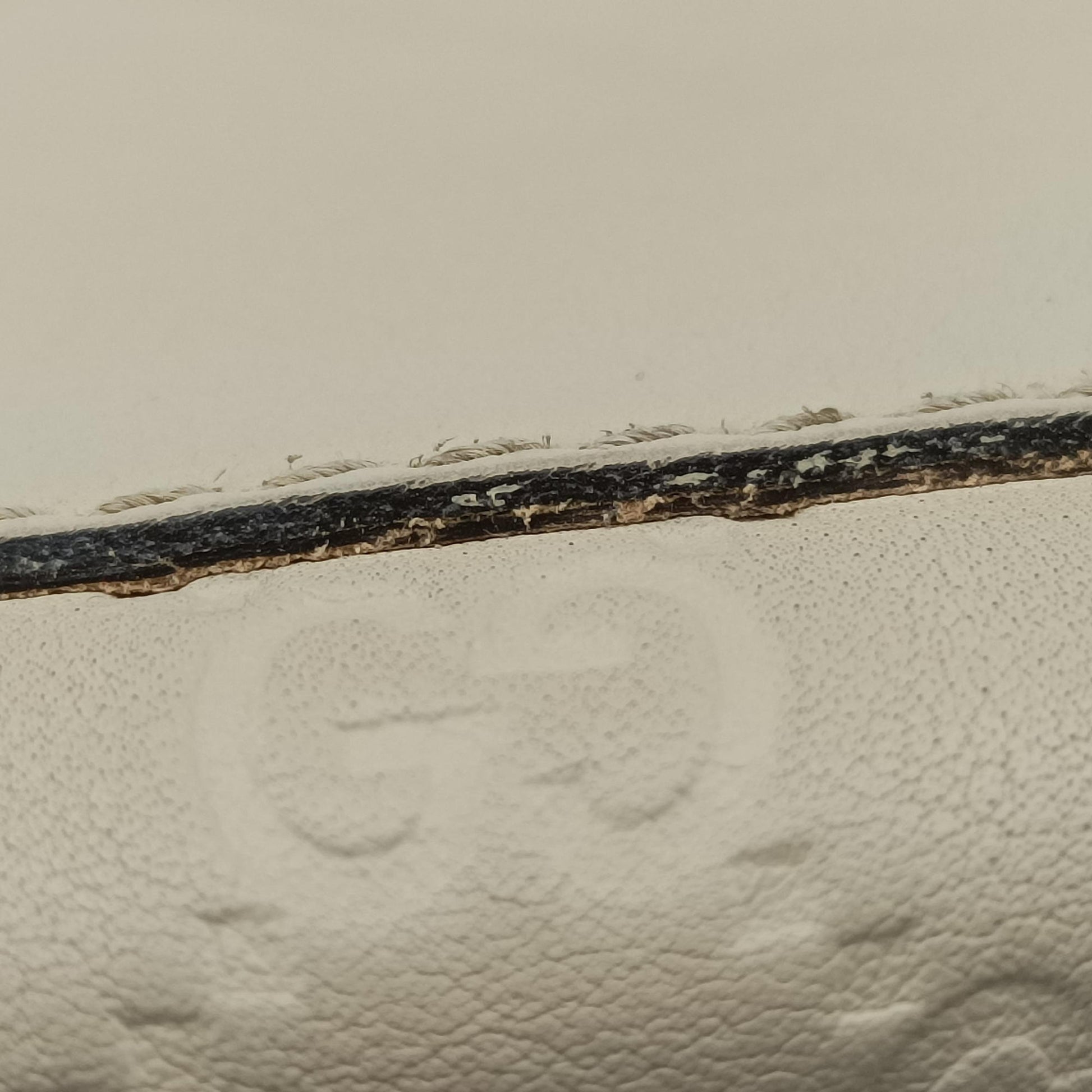 Lovely White Leather 257068 D8804831ラブリー ホワイト レザー 257068 D8804831