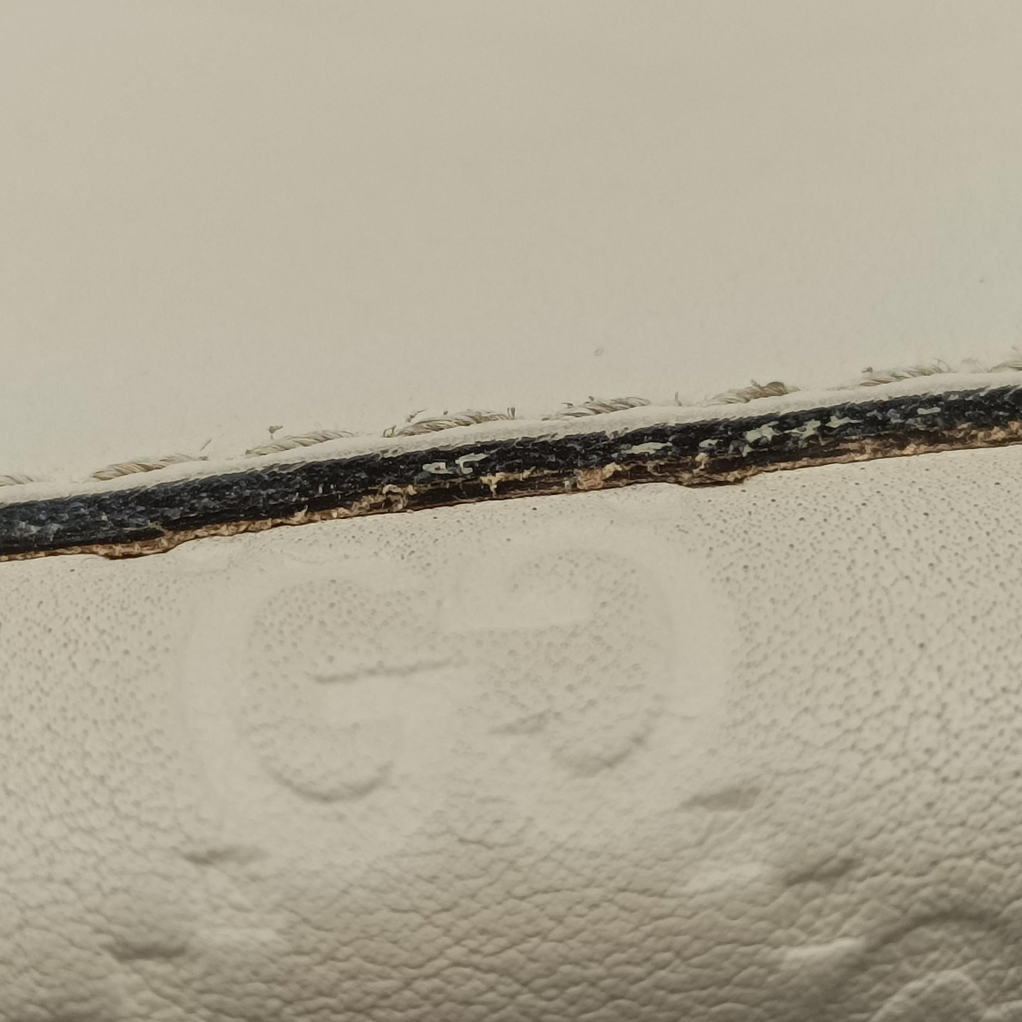 Lovely White Leather 257068 D8804831ラブリー ホワイト レザー 257068 D8804831