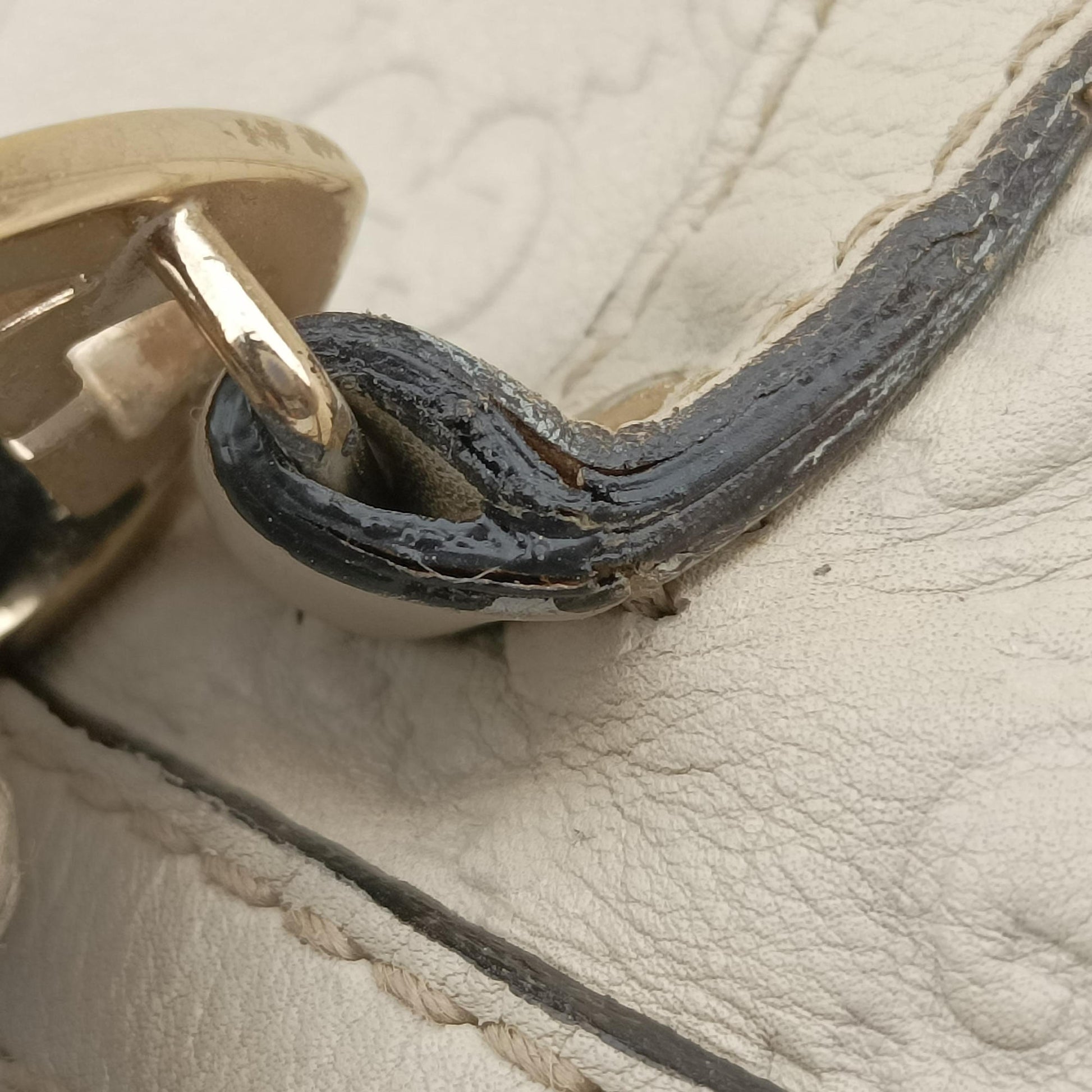 Lovely White Leather 257068 D8804831ラブリー ホワイト レザー 257068 D8804831