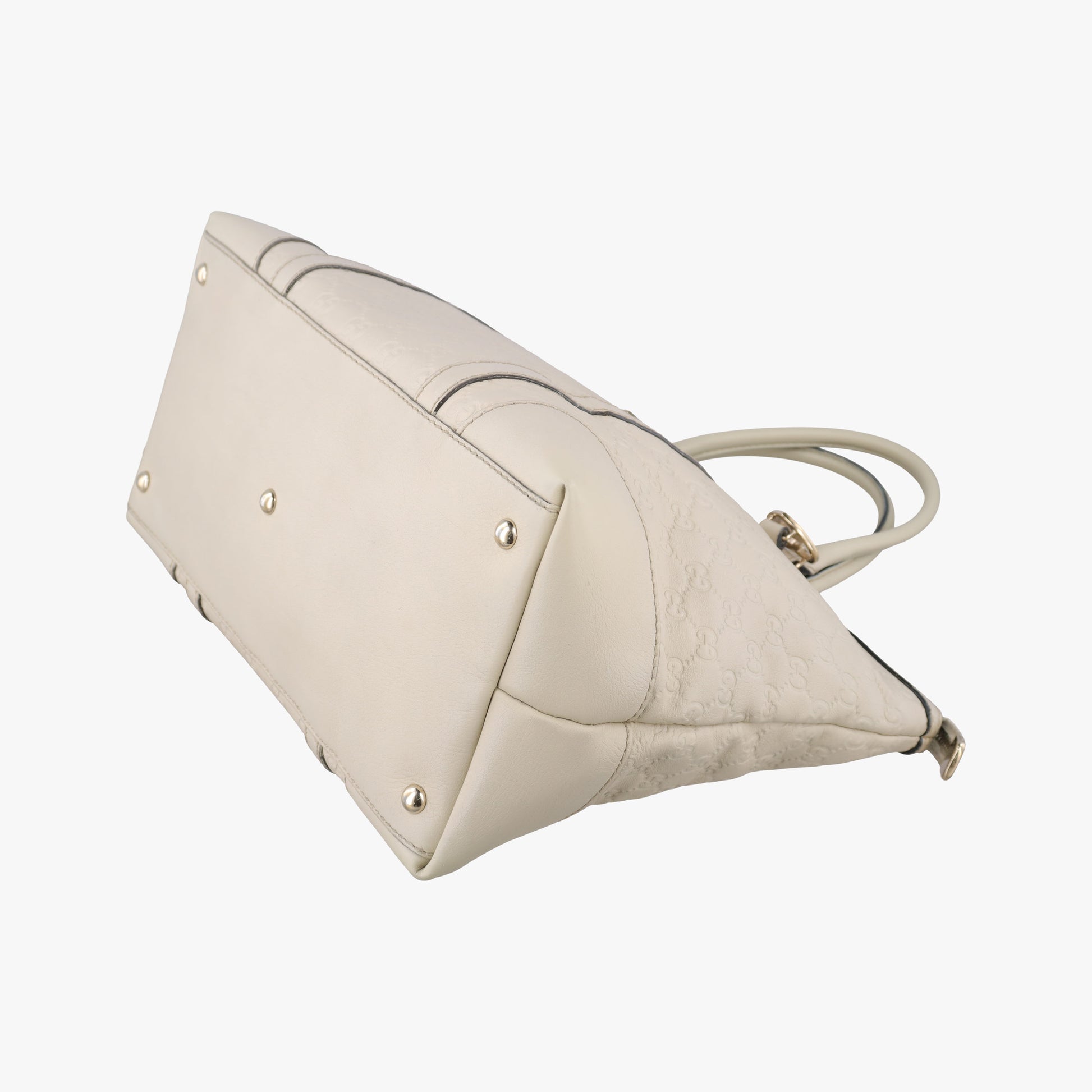 Lovely White Leather 257068 D8804831ラブリー ホワイト レザー 257068 D8804831