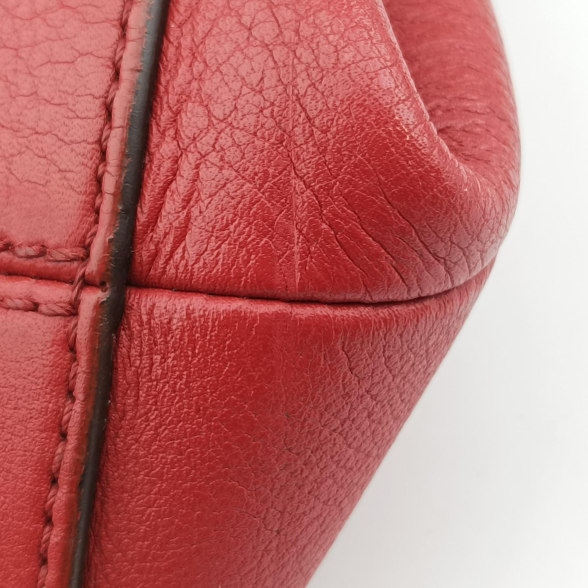 Small By The Way Red Leather 8BL124 8BL124-Z1C 149-2516バイザウェイ レッド レザー 8BL124 8BL124-Z1C 149-2516