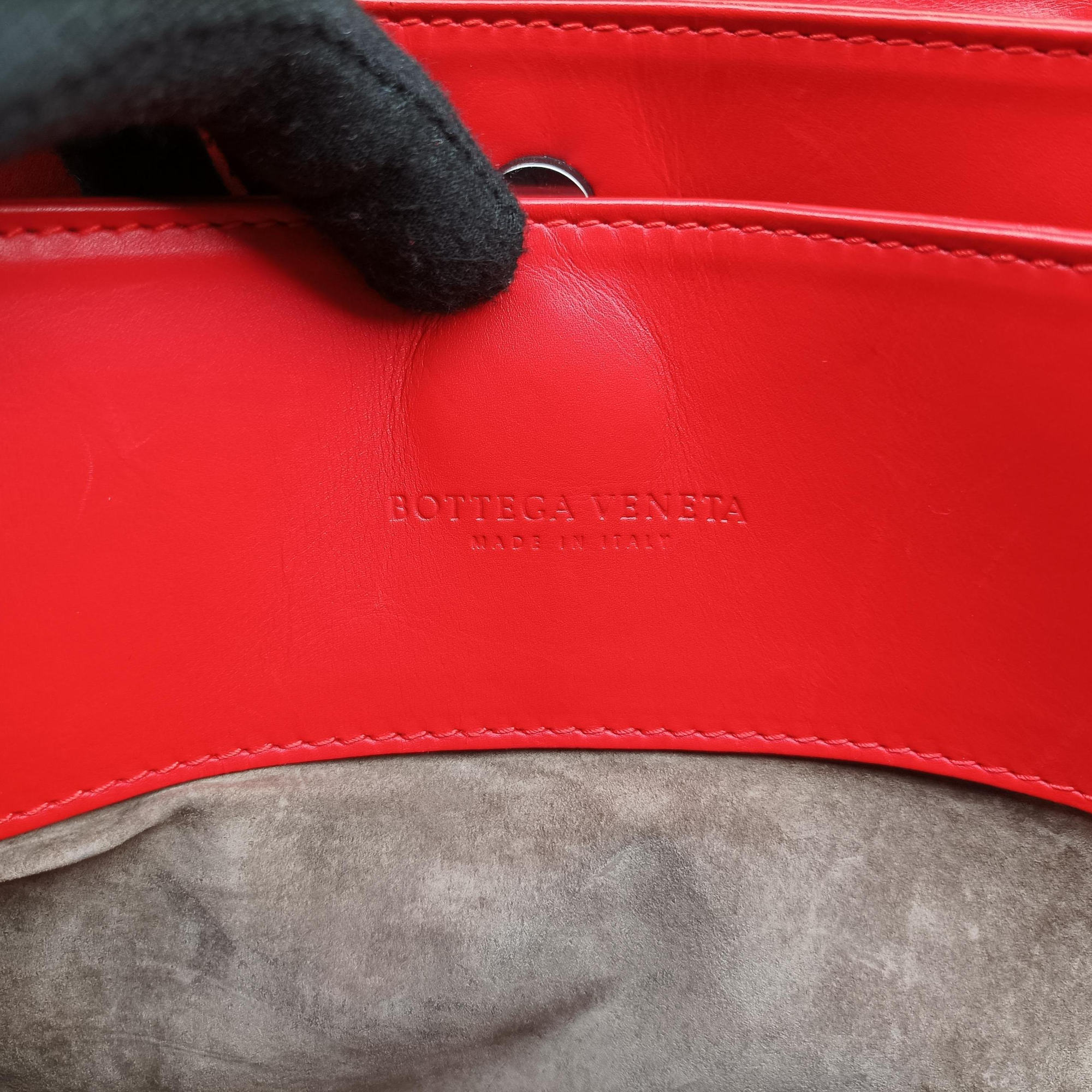 Roma Intrecciato Red lambskin B04886091Aローマ イントレチャート レッド ラムスキン B04886091A