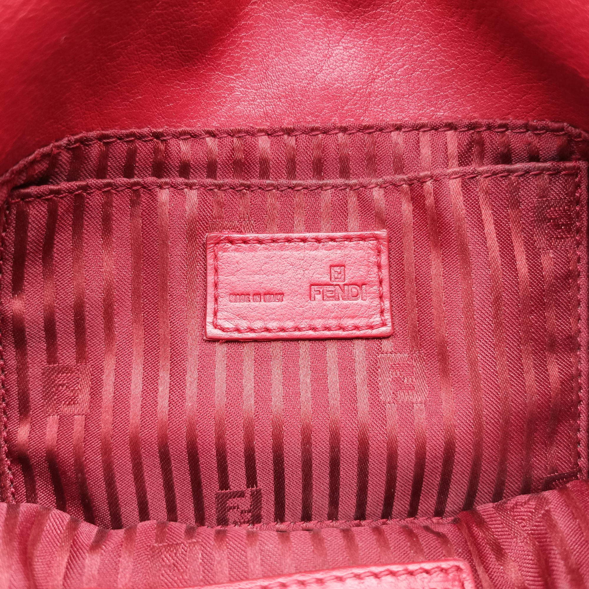 Fendista Pochette Red Leather 8M0276 8M0276-ANG-129-2566フェンディスタ ポシェット レッド レザー 8M0276 8M0276-ANG-129-2566