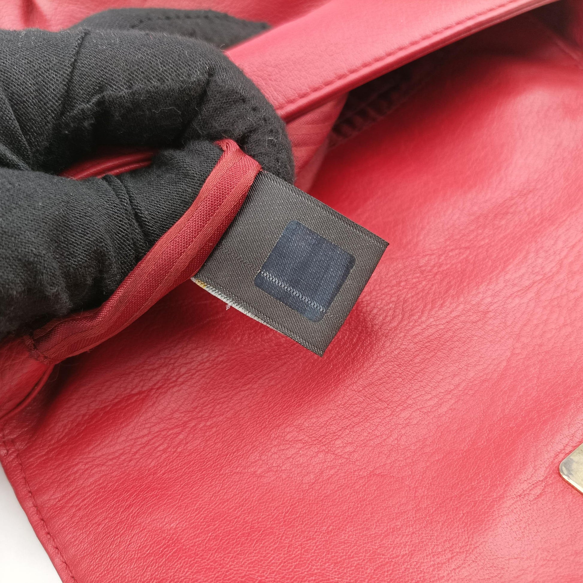 Fendista Pochette Red Leather 8M0276 8M0276-ANG-129-2566フェンディスタ ポシェット レッド レザー 8M0276 8M0276-ANG-129-2566