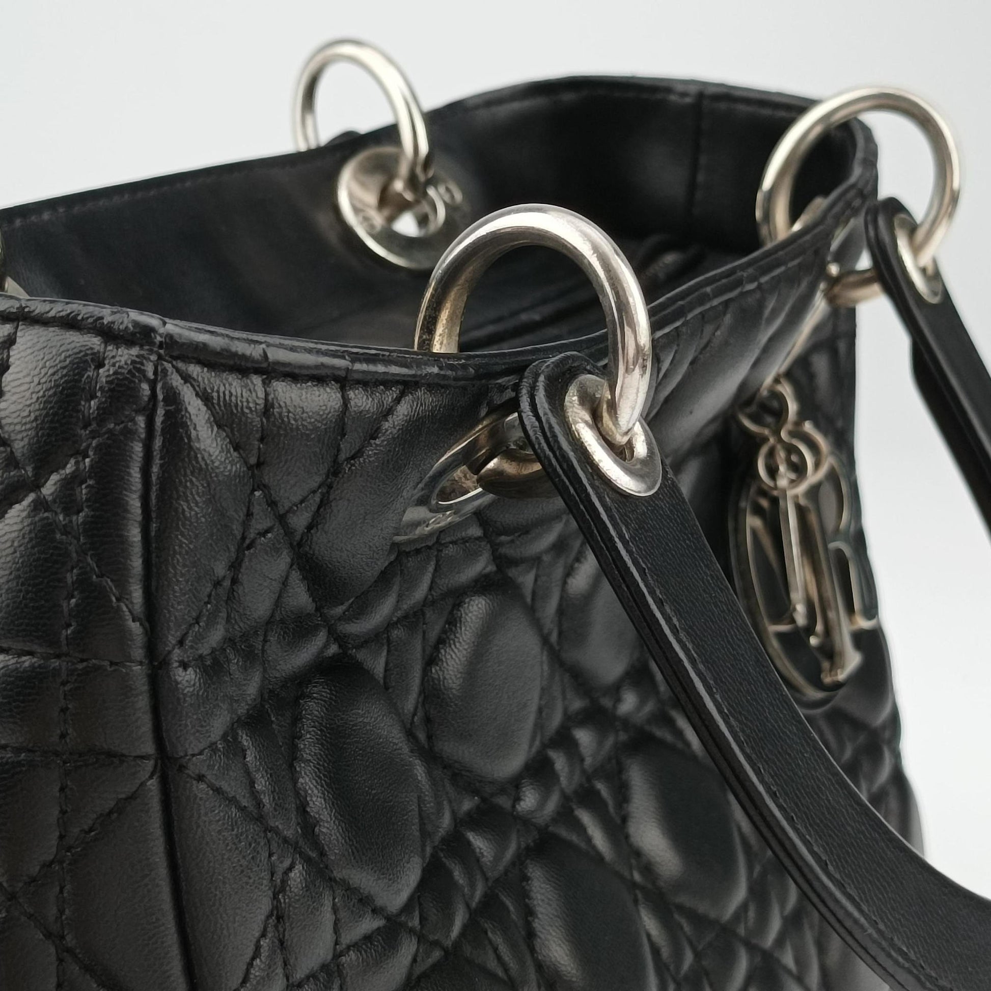 Lady Dior Black lambskin 02-MA-1028レディディオール ブラック ラムスキン 02-MA-1028
