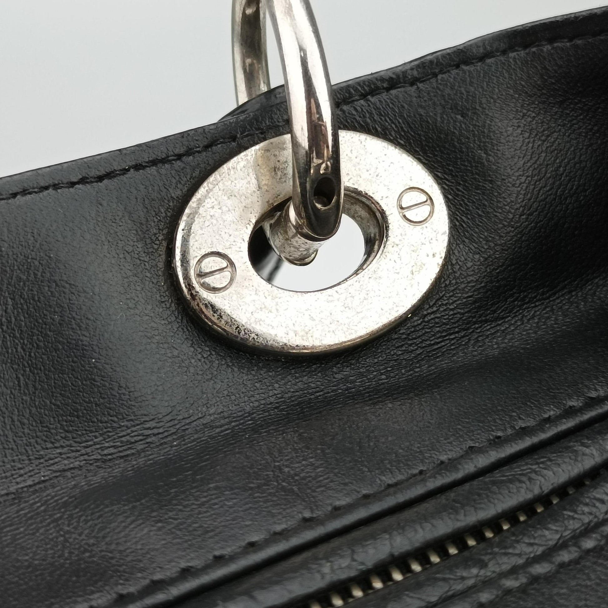 Lady Dior Black lambskin 02-MA-1028レディディオール ブラック ラムスキン 02-MA-1028
