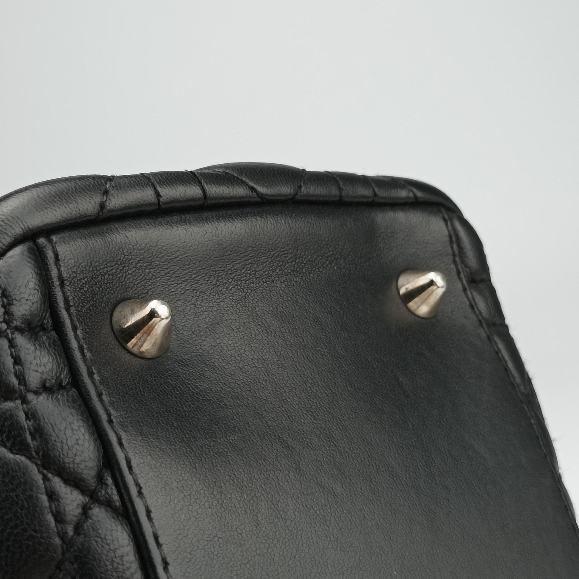 Lady Dior Black lambskin 02-MA-1028レディディオール ブラック ラムスキン 02-MA-1028