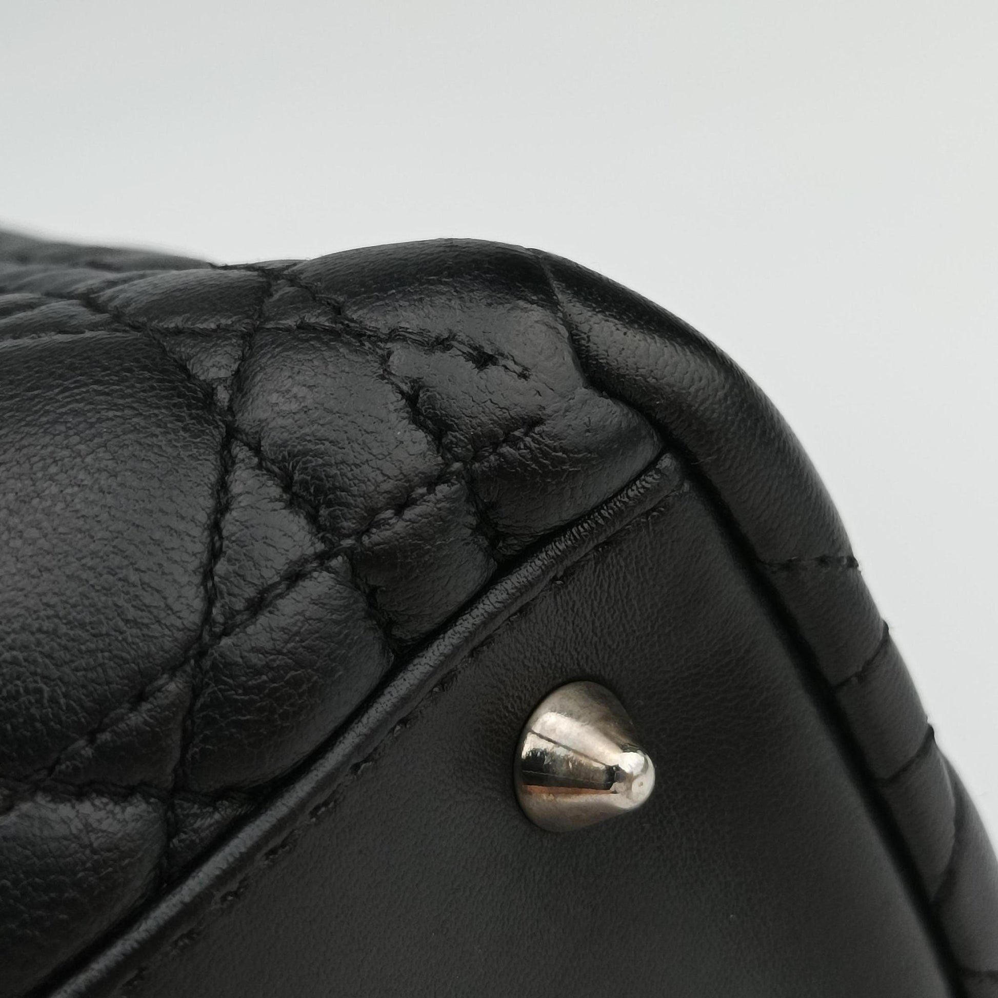 Lady Dior Black lambskin 02-MA-1028レディディオール ブラック ラムスキン 02-MA-1028