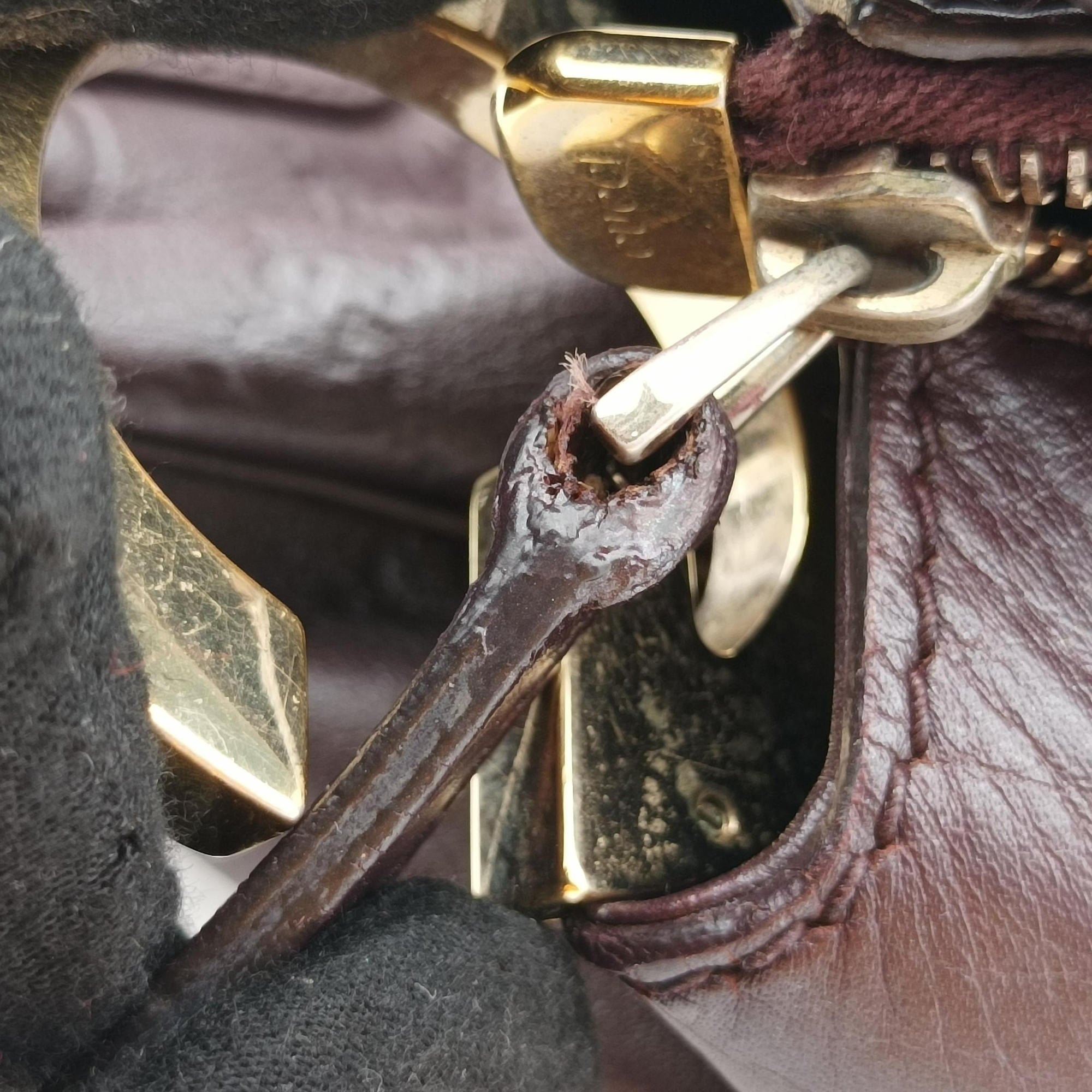 Hobo Guccissima Ebony Leather 211810 B7205061ホーボー グッチシマ エボニー レザー 211810 B7205061