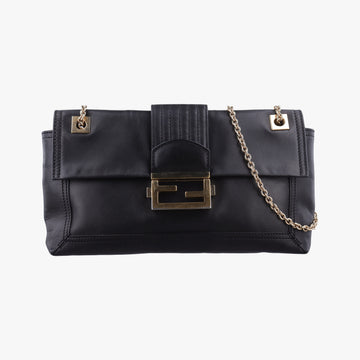 Baguette Chain Flap Black Leather 8BT139 8BT139-A09 128-2566マンマバケット ブラック レザー 8BT139 8BT139-A09 128-2566
