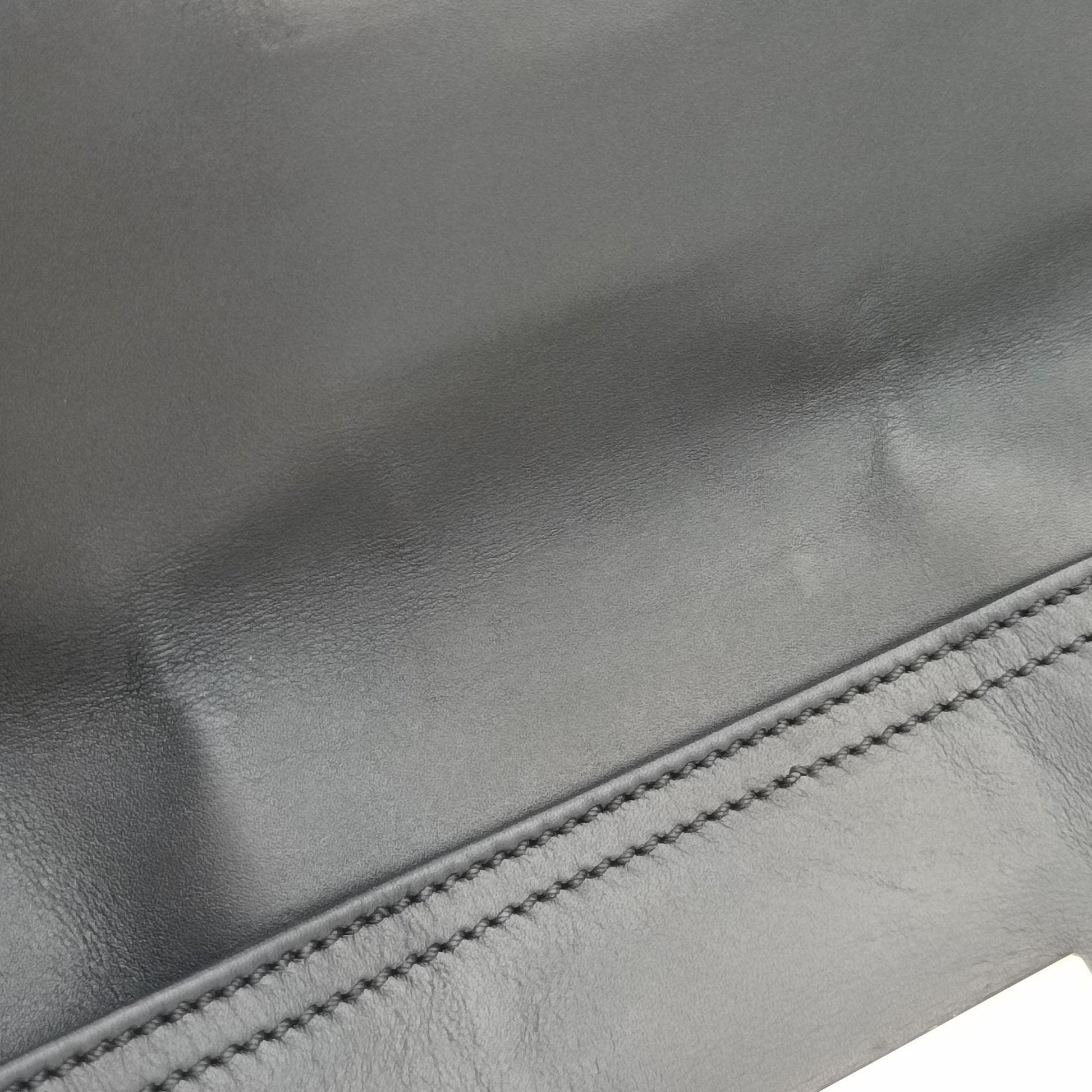 Baguette Chain Flap Black Leather 8BT139 8BT139-A09 128-2566マンマバケット ブラック レザー 8BT139 8BT139-A09 128-2566