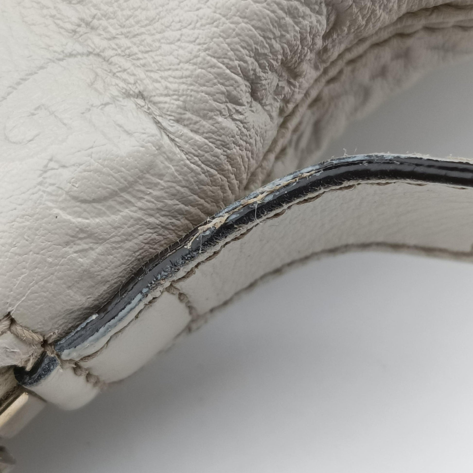 Guccissima Bree White Leather 323673 B01469889グッチシマ ブリー ホワイト レザー 323673 B01469889