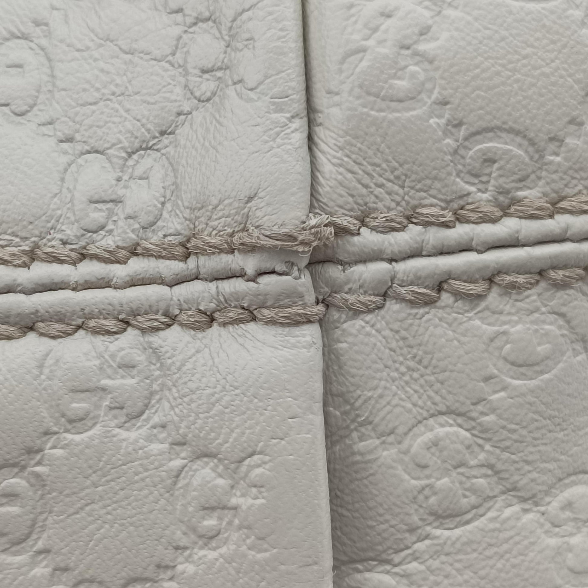 Guccissima Bree White Leather 323673 B01469889グッチシマ ブリー ホワイト レザー 323673 B01469889