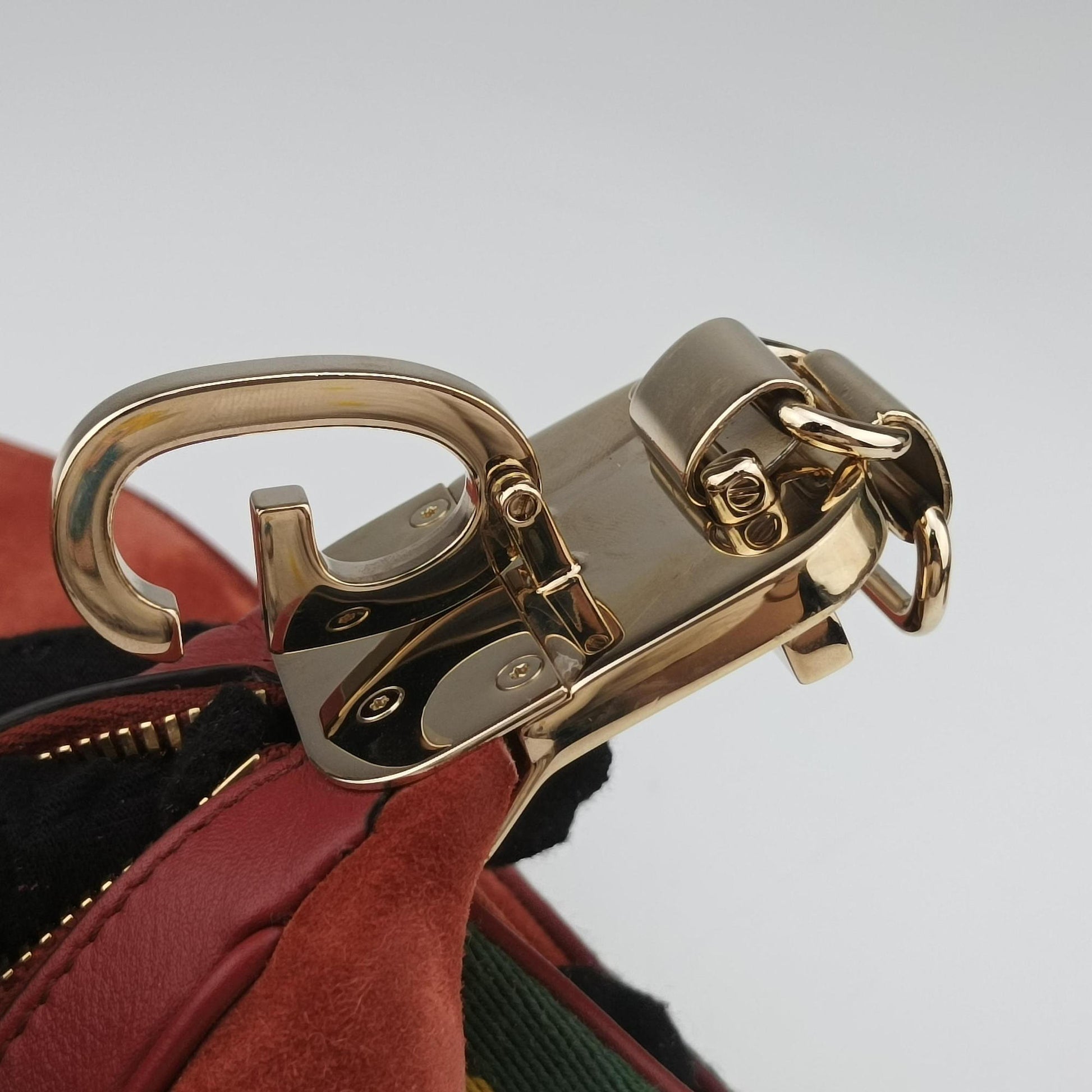 Attache G-Shaped Hook Rust Red Suede × Leather 702823 A038343624アタッシュ Gフック ラストレッド スエード × レザー 702823 A038343624
