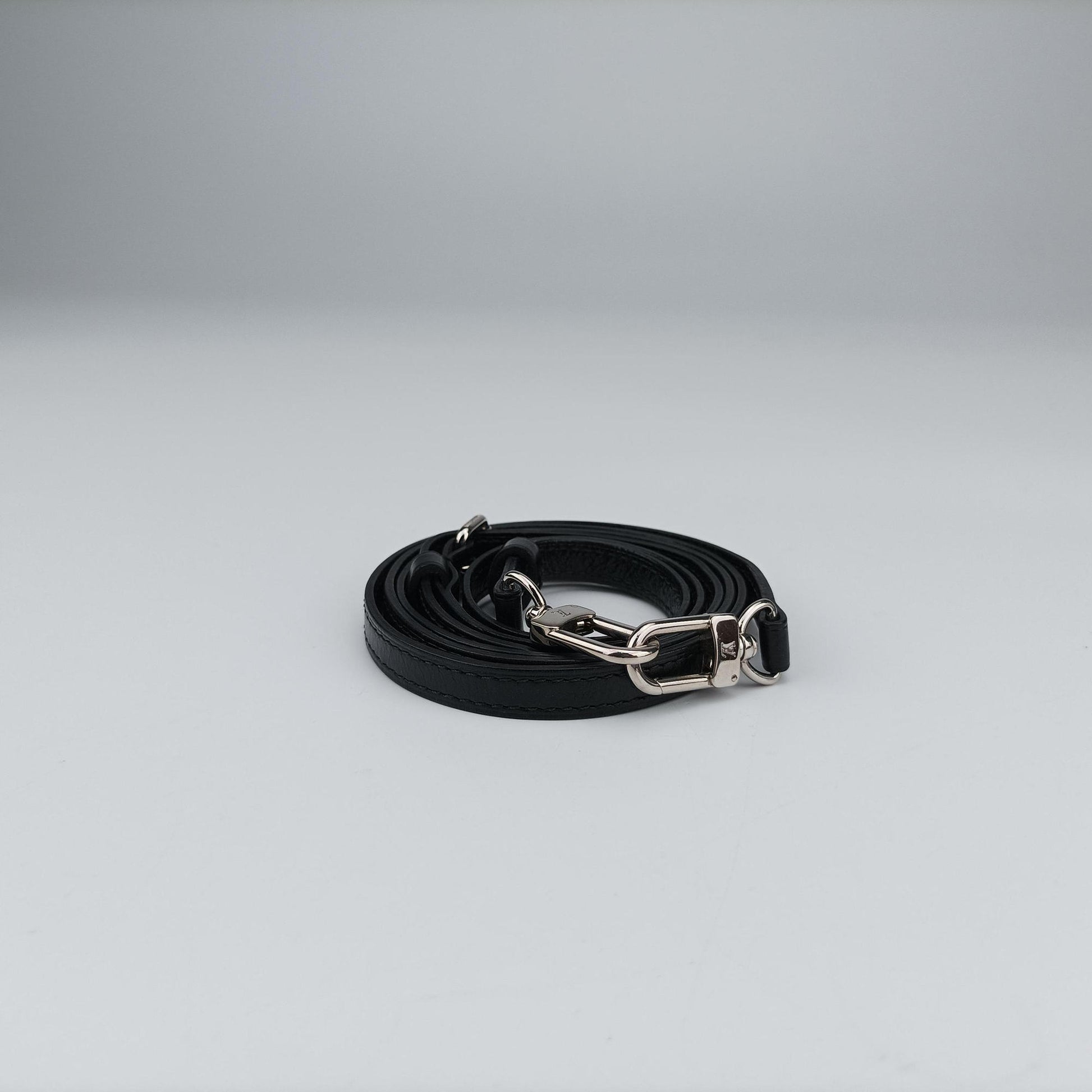 Petite Malle Black × Red Monogram Infrarouge Canvas × Leather M40273 FL0145プティット マル ブラック × レッド モノグラム・インフラルージュキャンバス×レザー M40273 FL0145
