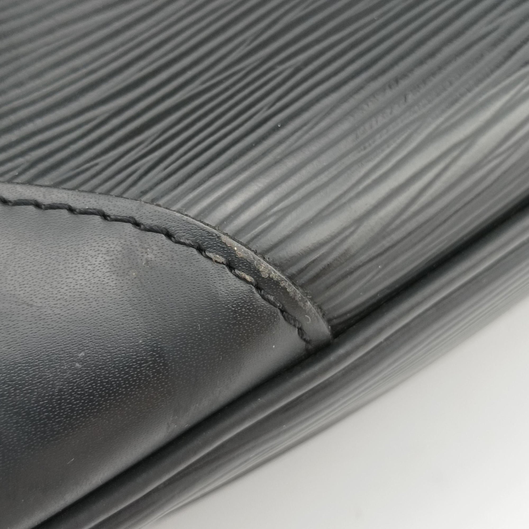 Porto Document Voyage Noir Epi M59162 BA5105ポルトドキュメントボヤージュ ノワール エピ M59162 BA5105