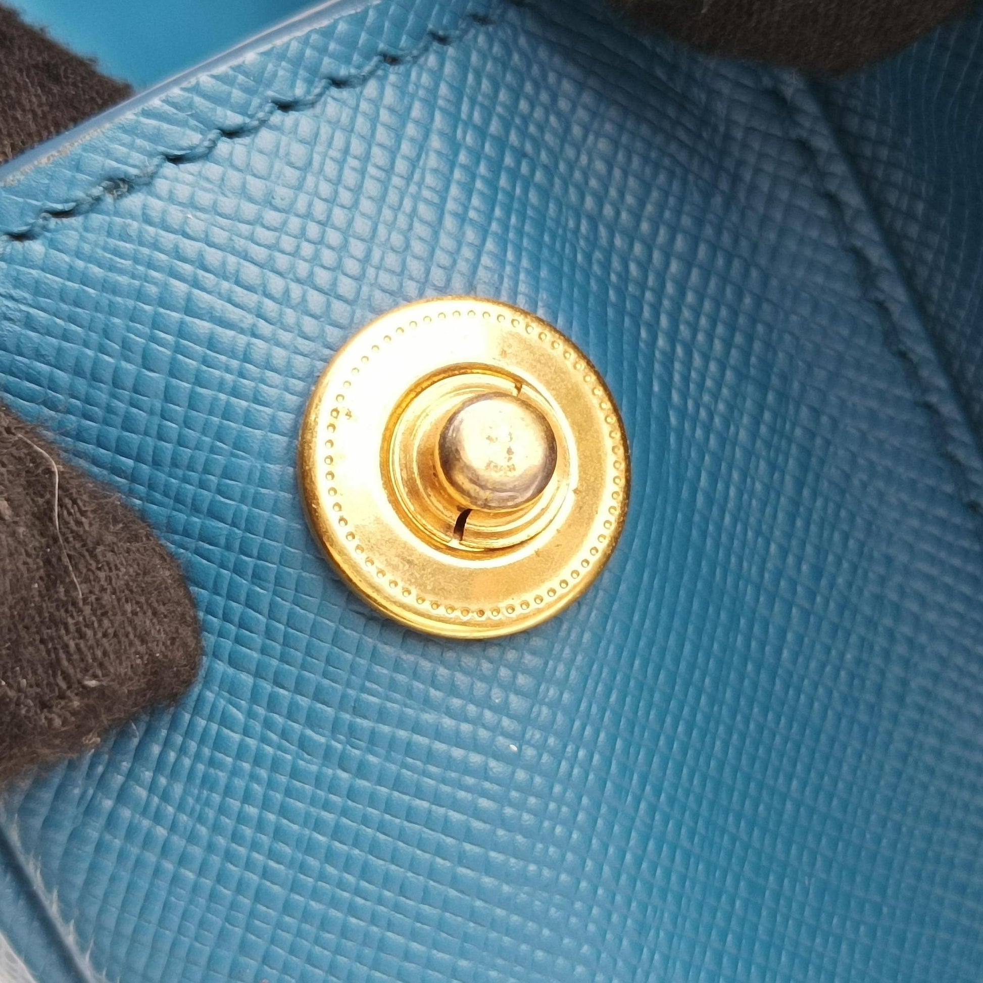 Promenade Blue SAFFIANO Leather BN2538 31/Fプロムナード ブルー サフィアーノレザー BN2538 31/F