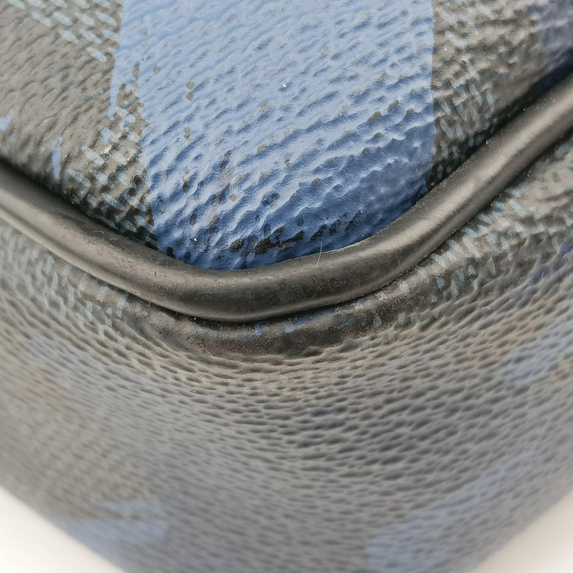 Porte Documents VoyagePM Blue Camouflage Damier Cobalt Canvas N41507 GI2136ポルトドキュマンヴォワヤージュPM ブルー カモフラージュ ダミエ コバルトキャンバス N41507 GI2136