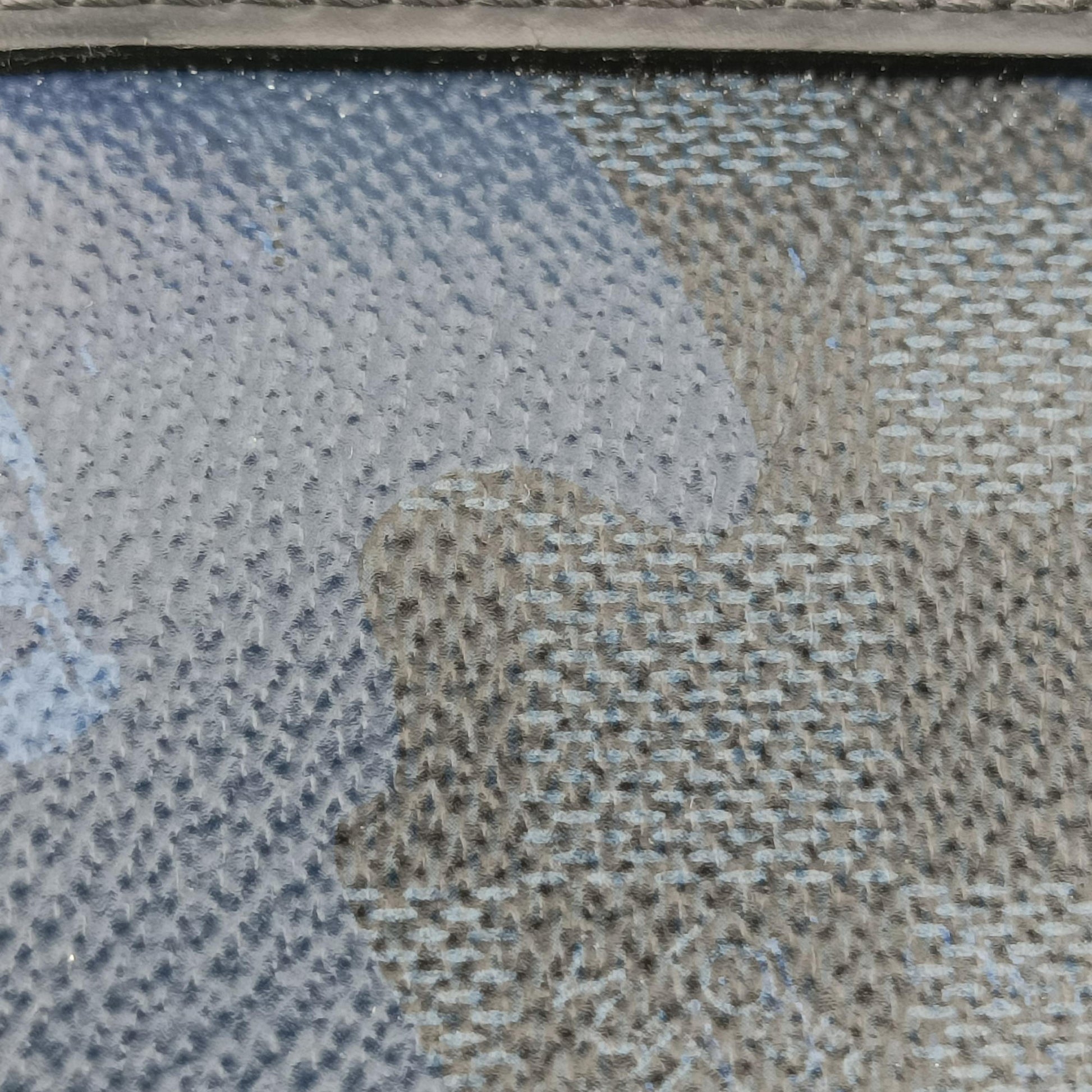 Porte Documents VoyagePM Blue Camouflage Damier Cobalt Canvas N41507 GI2136ポルトドキュマンヴォワヤージュPM ブルー カモフラージュ ダミエ コバルトキャンバス N41507 GI2136