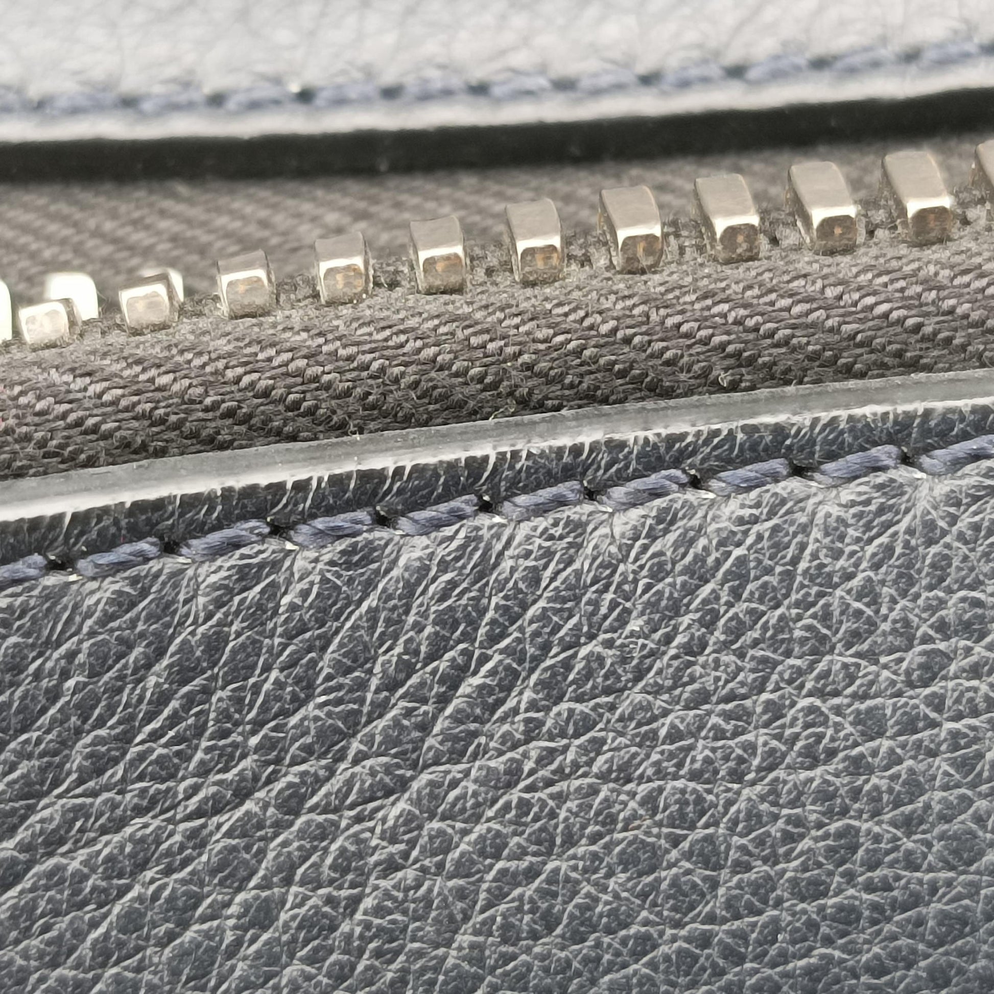 Lui  Navy Leather 7VA400 7VA400-1D5 168-0397ルイ ネイビー レザー 7VA400 7VA400-1D5 168-0397