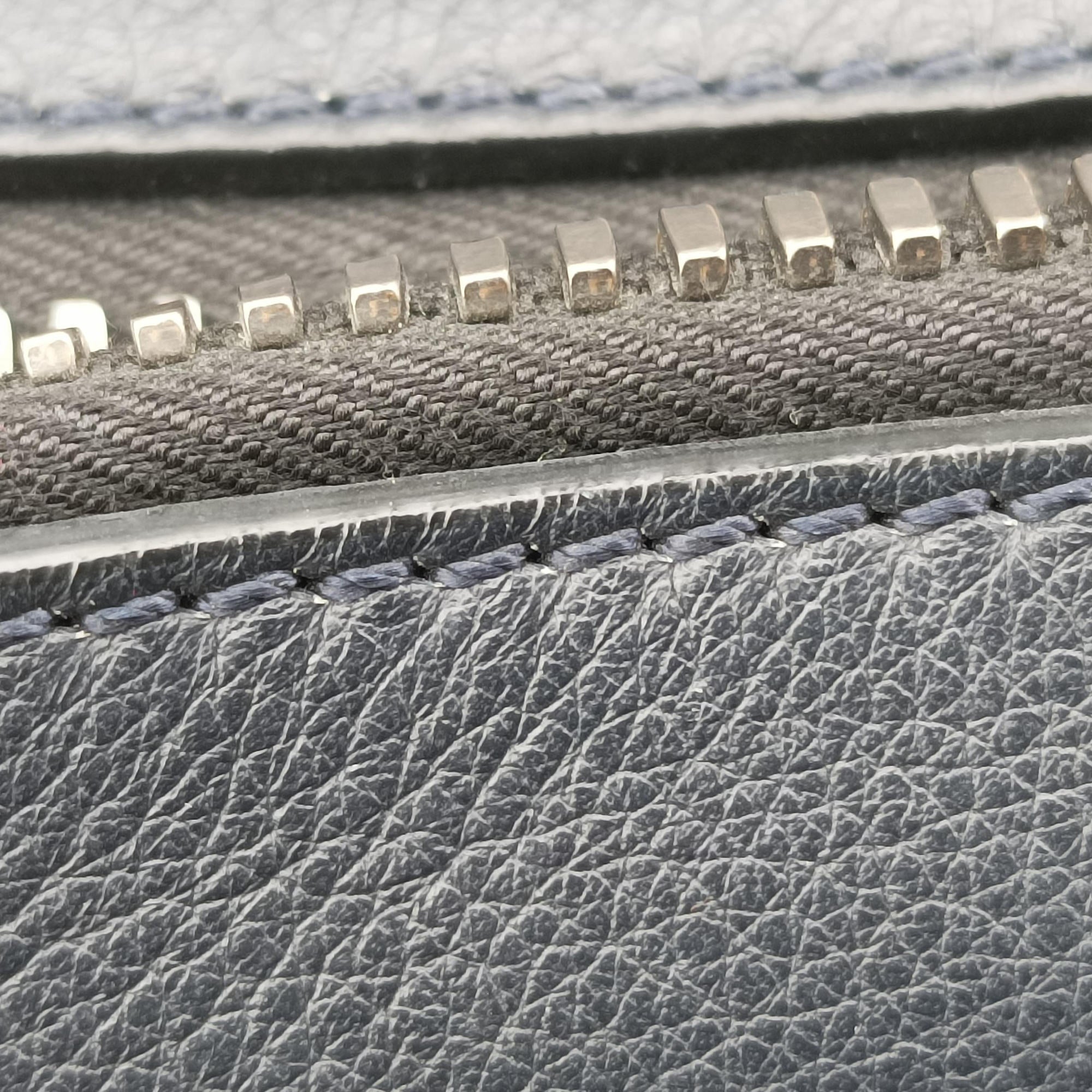 Lui  Navy Leather 7VA400 7VA400-1D5 168-0397ルイ ネイビー レザー 7VA400 7VA400-1D5 168-0397