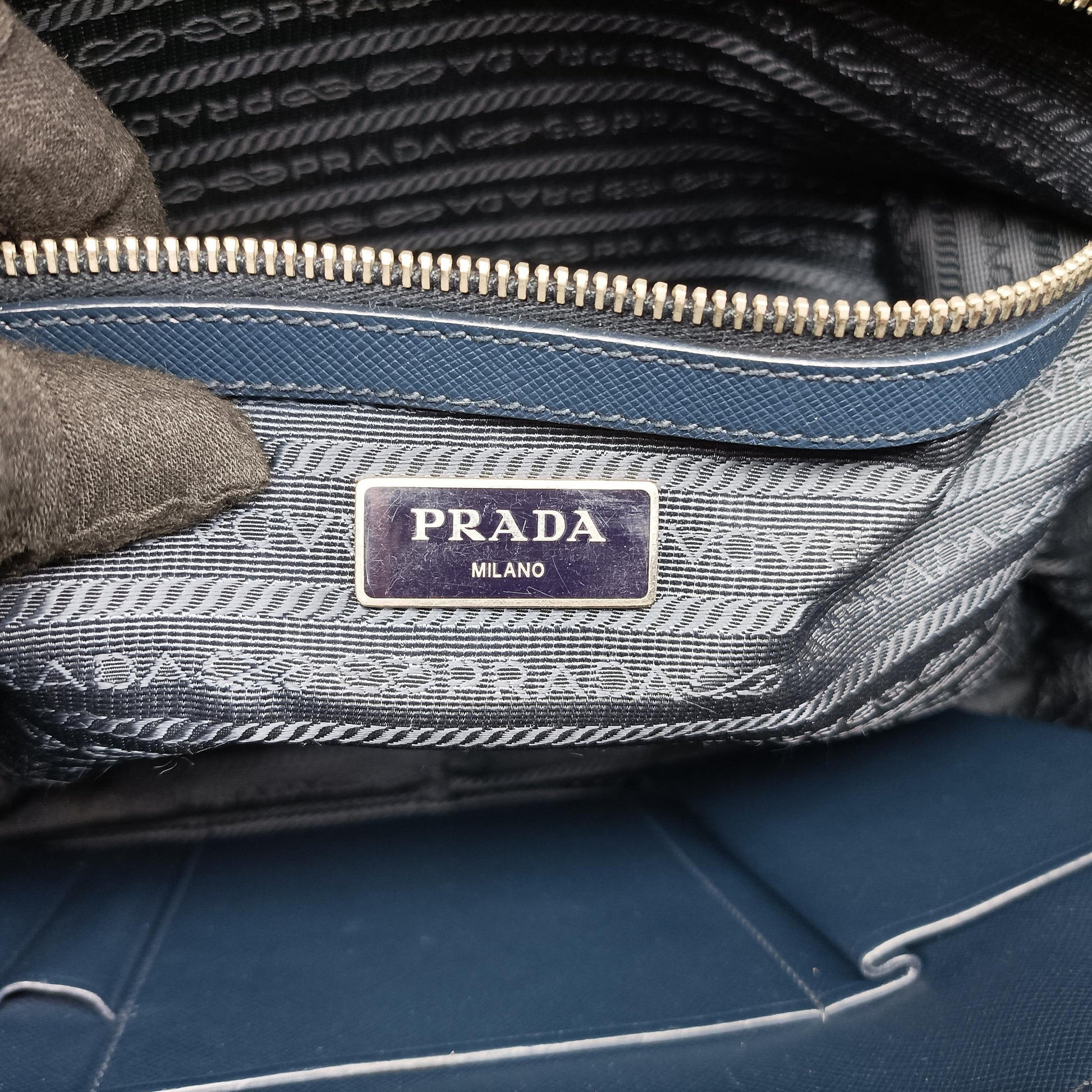 Business Briefcase Navy SAFFIANO Leather 2VE011 7/R 208ビジネス ブリーフケース ネイビー サフィアーノレザー 2VE011 7/R 208
