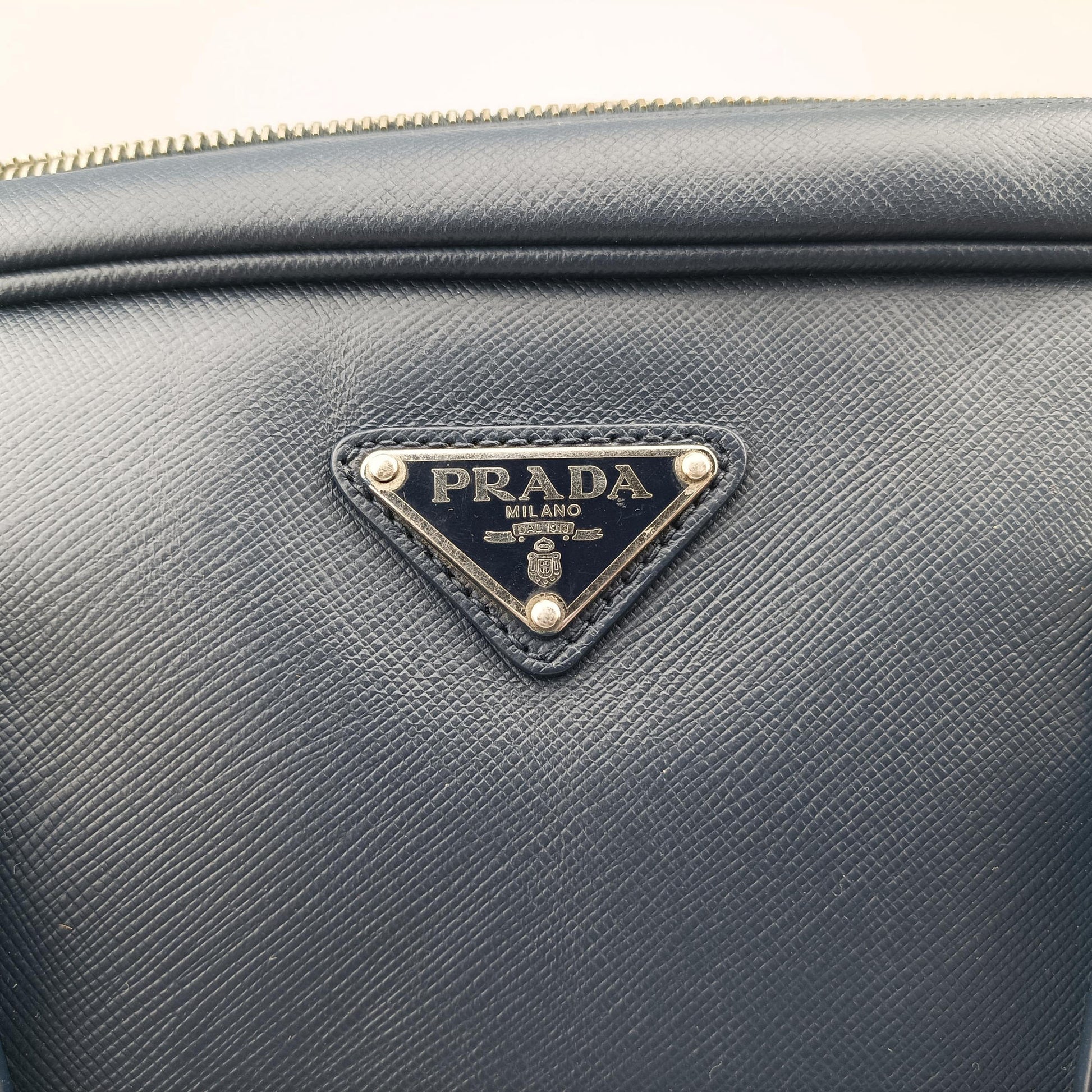 Business Briefcase Navy SAFFIANO Leather 2VE011 7/R 208ビジネス ブリーフケース ネイビー サフィアーノレザー 2VE011 7/R 208