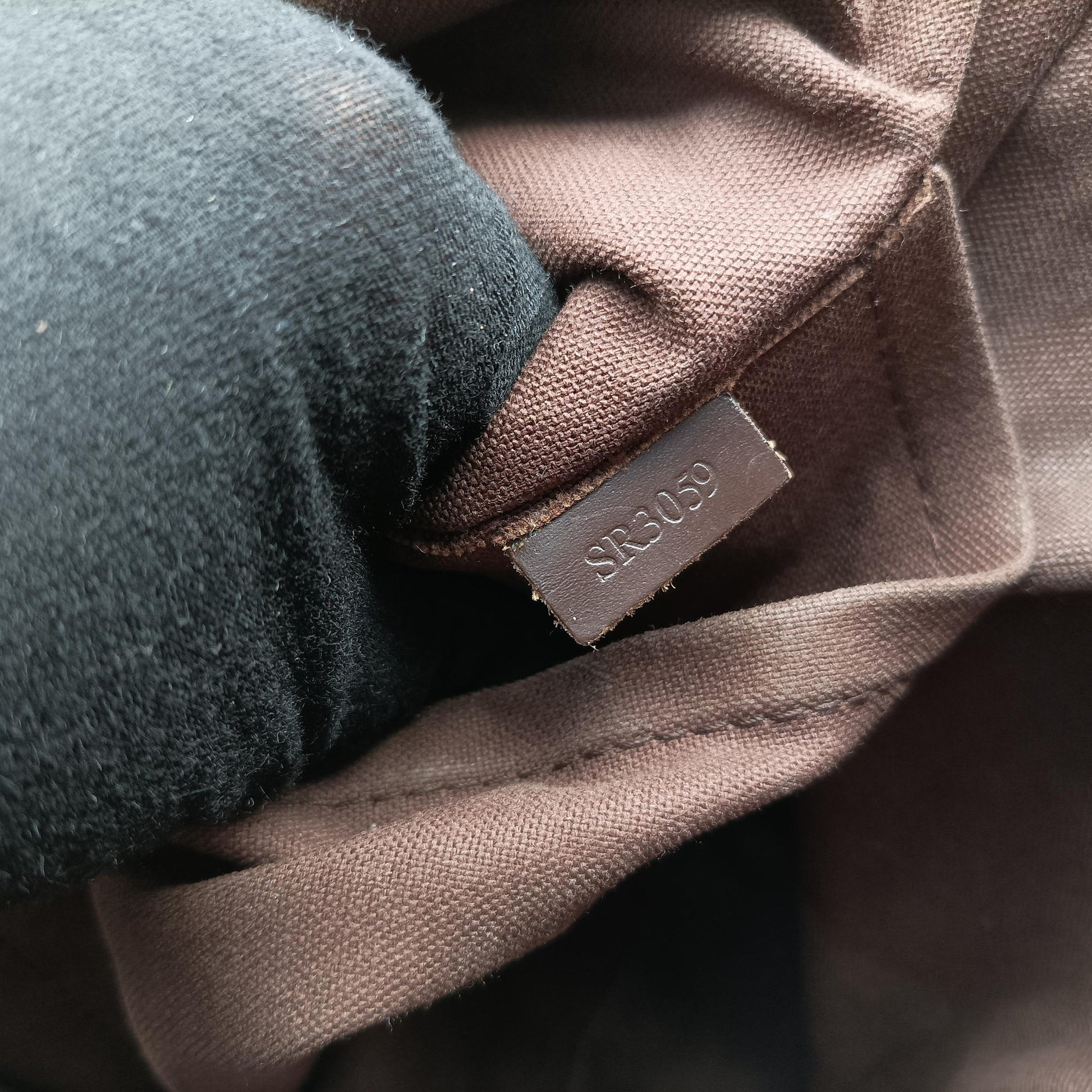 BROOKLYN MM EBENE Damier Canvas N51211 SR3059ブルックリンMM エベヌ ダミエキャンバス N51211 SR3059
