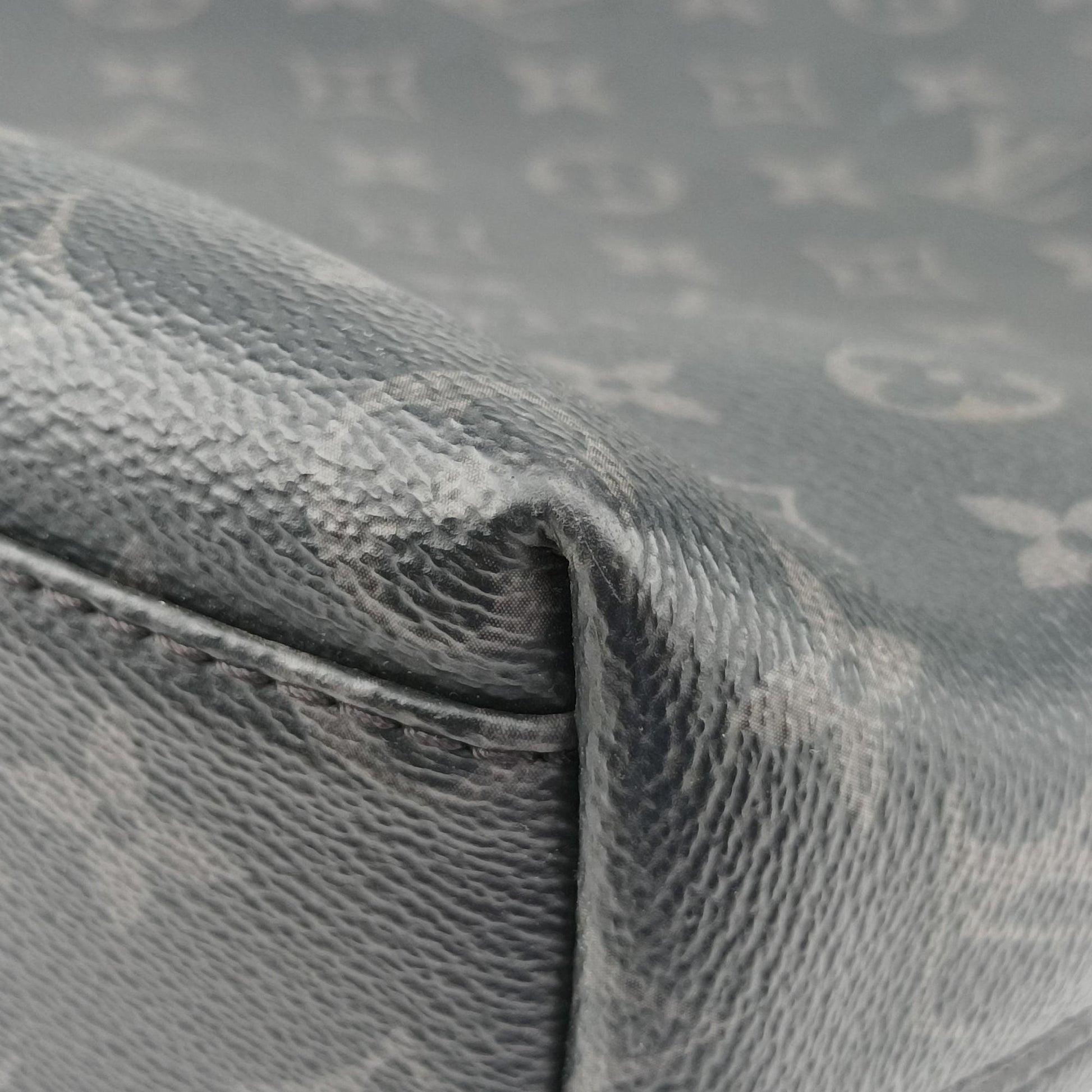 Explorer Noir Monogram Eclipse Canvas M40567 AR2107エクスプローラー ノワール モノグラム エクリプス キャンバス M40567 AR2107