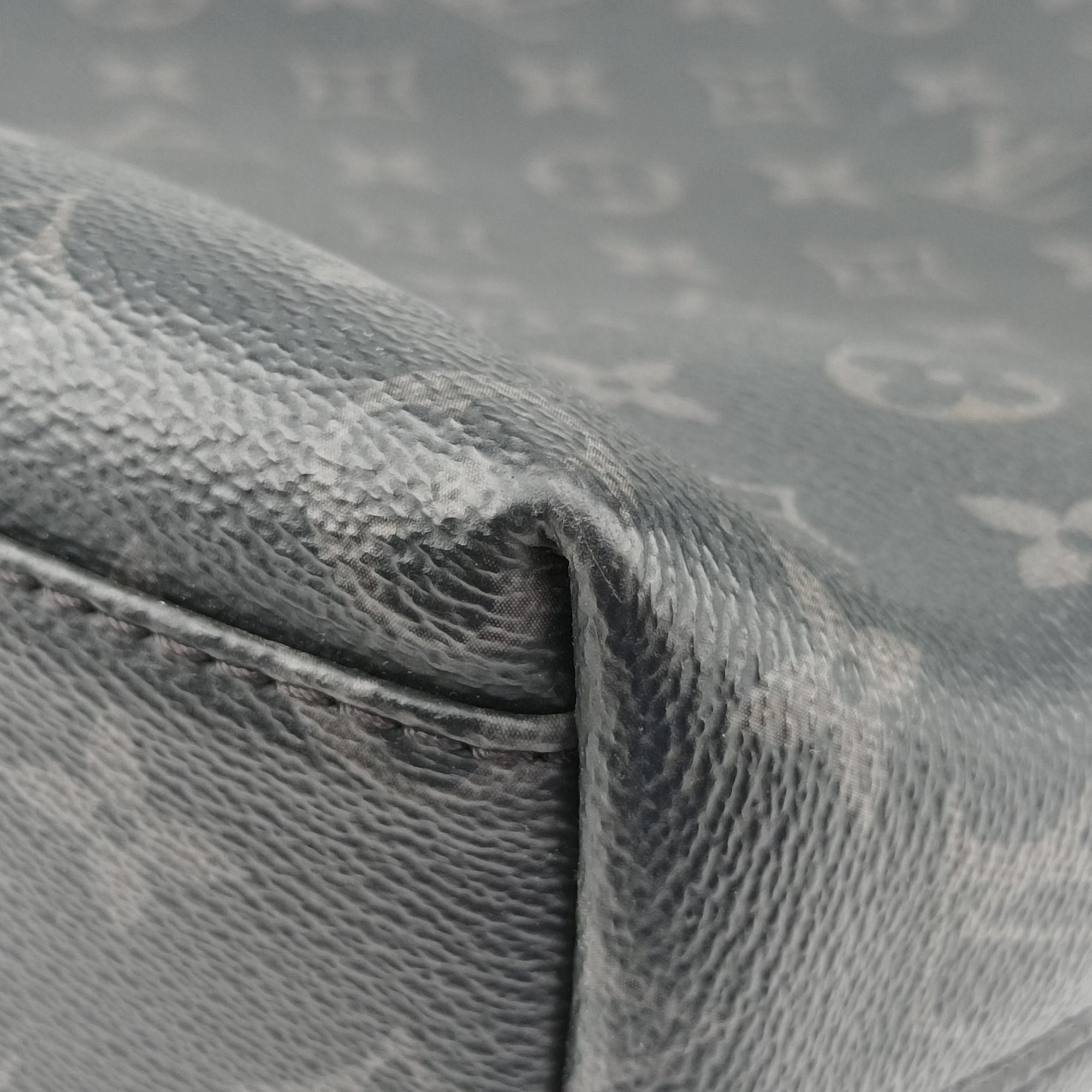 Explorer Noir Monogram Eclipse Canvas M40567 AR2107エクスプローラー ノワール モノグラム エクリプス キャンバス M40567 AR2107