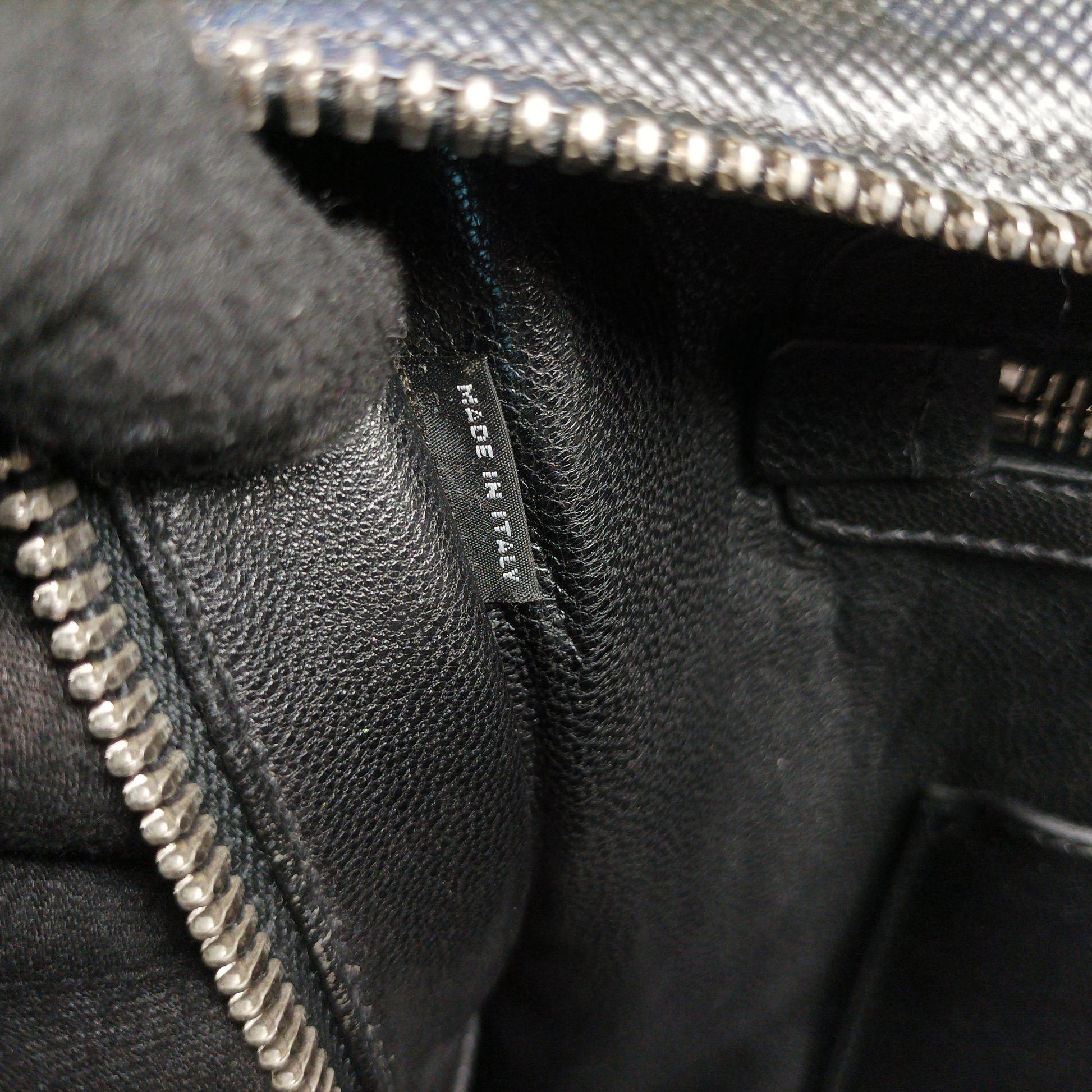 business bag briefcase Navy Camouflage SAFFIANO Leather 2VE365 64ビジネスバッグ ブリーフケース ブルーカモフラ サフィアーノレザー 2VE365 64