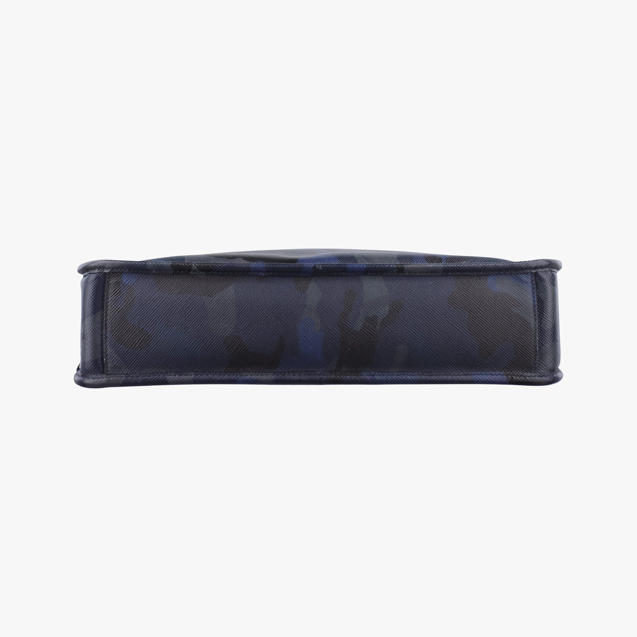 business bag briefcase Navy Camouflage SAFFIANO Leather 2VE365 64ビジネスバッグ ブリーフケース ブルーカモフラ サフィアーノレザー 2VE365 64