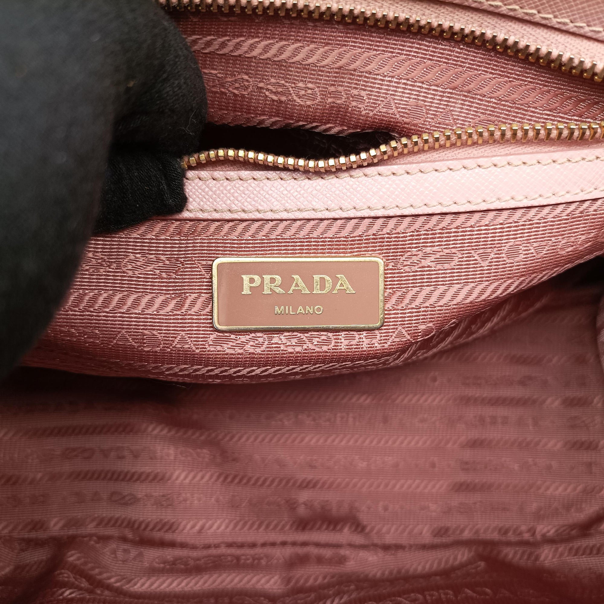 Galleria Pink SAFFIANO Leather BN1874 25ガレリア ピンク サフィアーノレザー BN1874 25