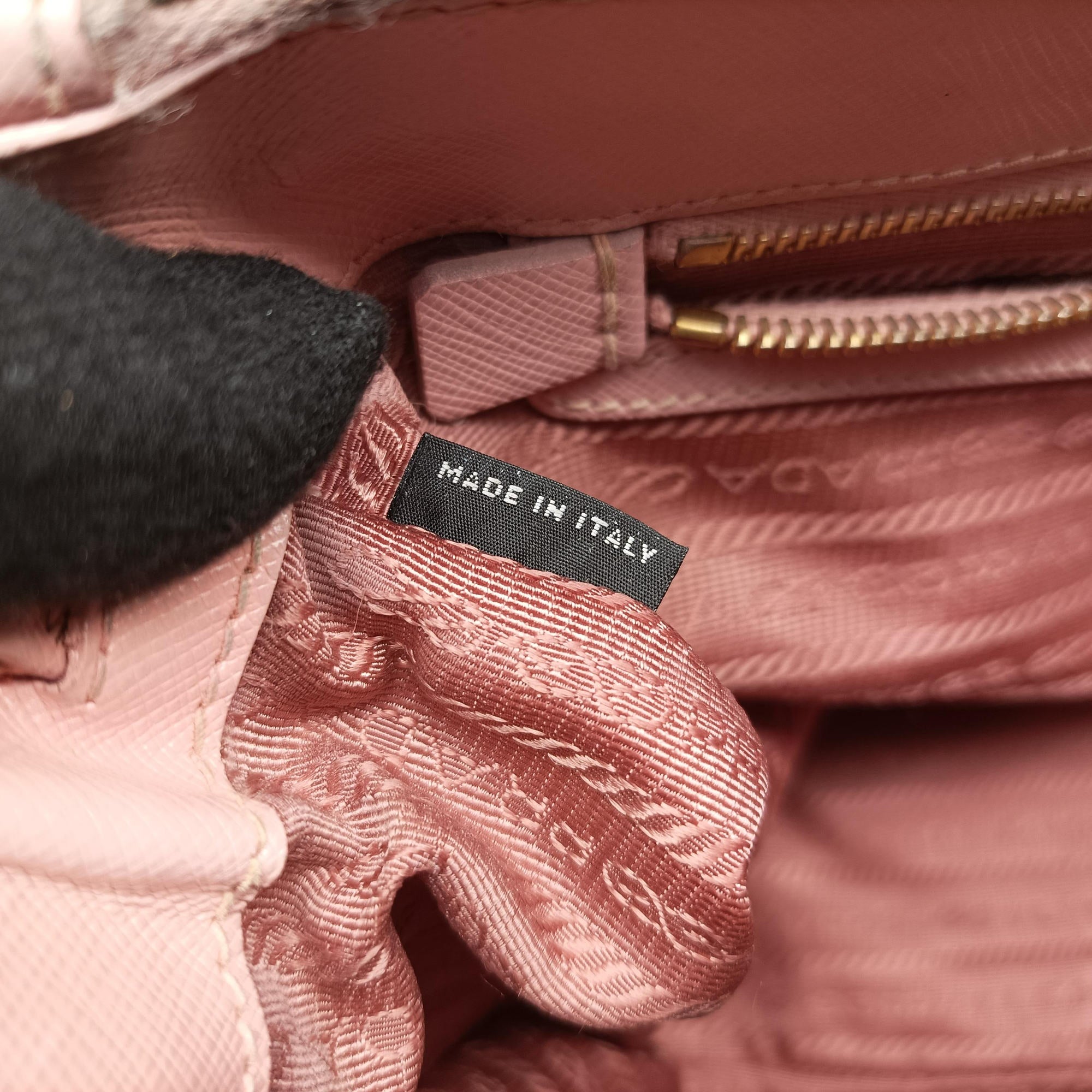 Galleria Pink SAFFIANO Leather BN1874 25ガレリア ピンク サフィアーノレザー BN1874 25