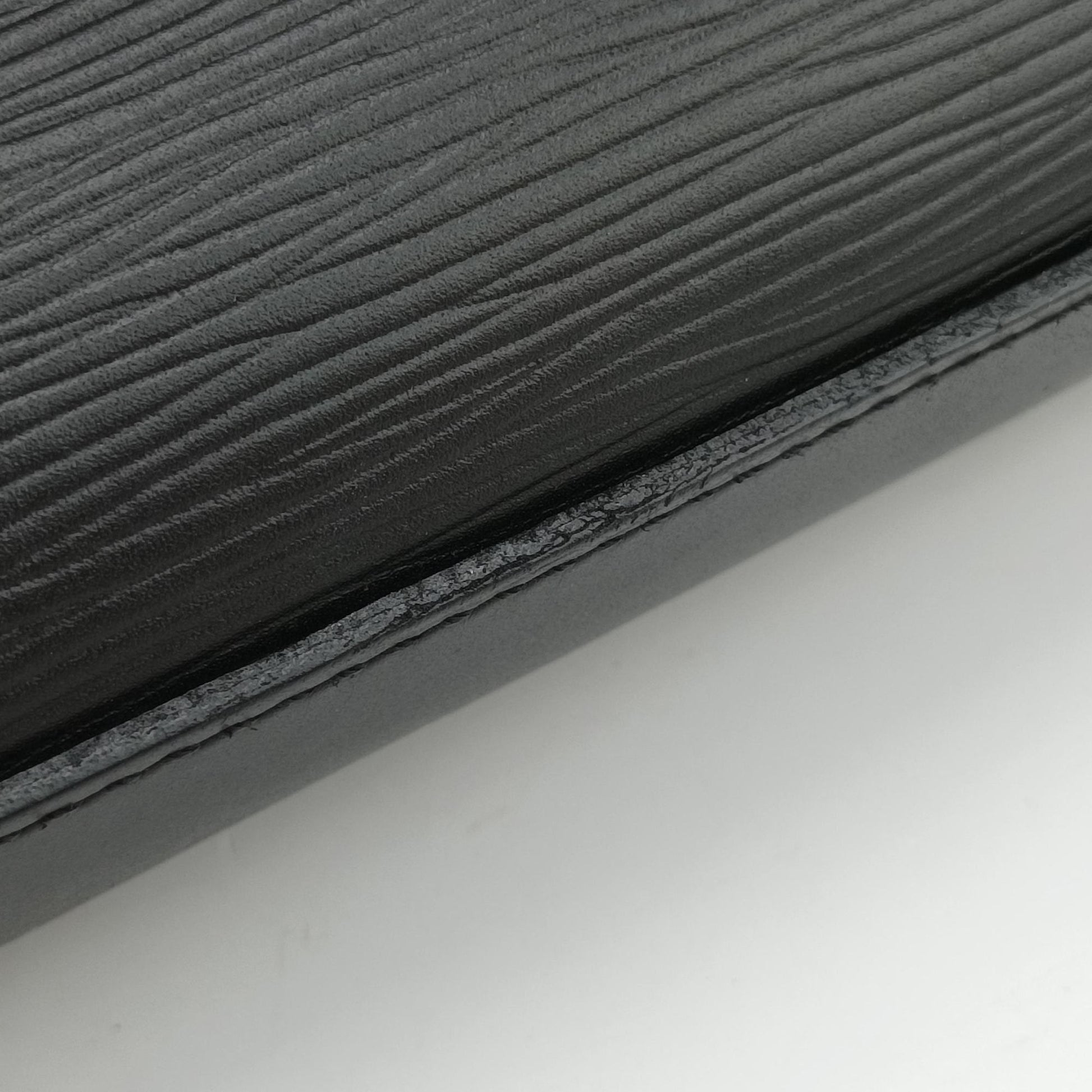 PorteDocument noir Epi M50163 CA2185ポルトドキュマンジュール ノワール エピ M50163 CA2185