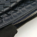 Intrecciato Briefcase Navy lambskin B05100682Rイントレチャート ブリーフケース ネイビー ラムスキン B05100682R