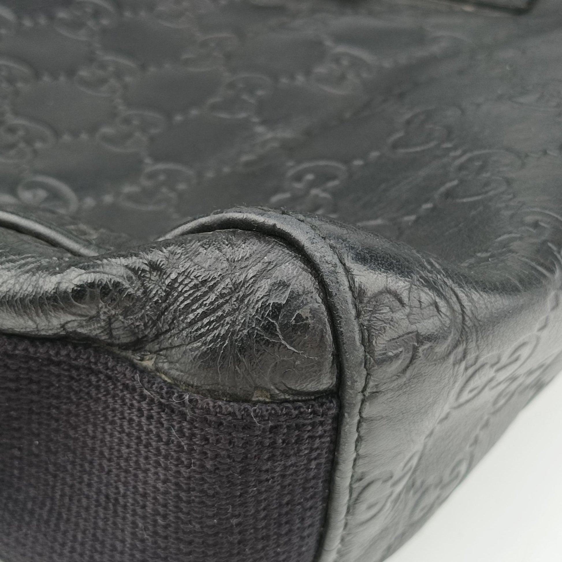 Guccissima Messenger Black Leather 246067 A012356718グッチシマ メッセンジャー ブラック レザー 246067 A012356718