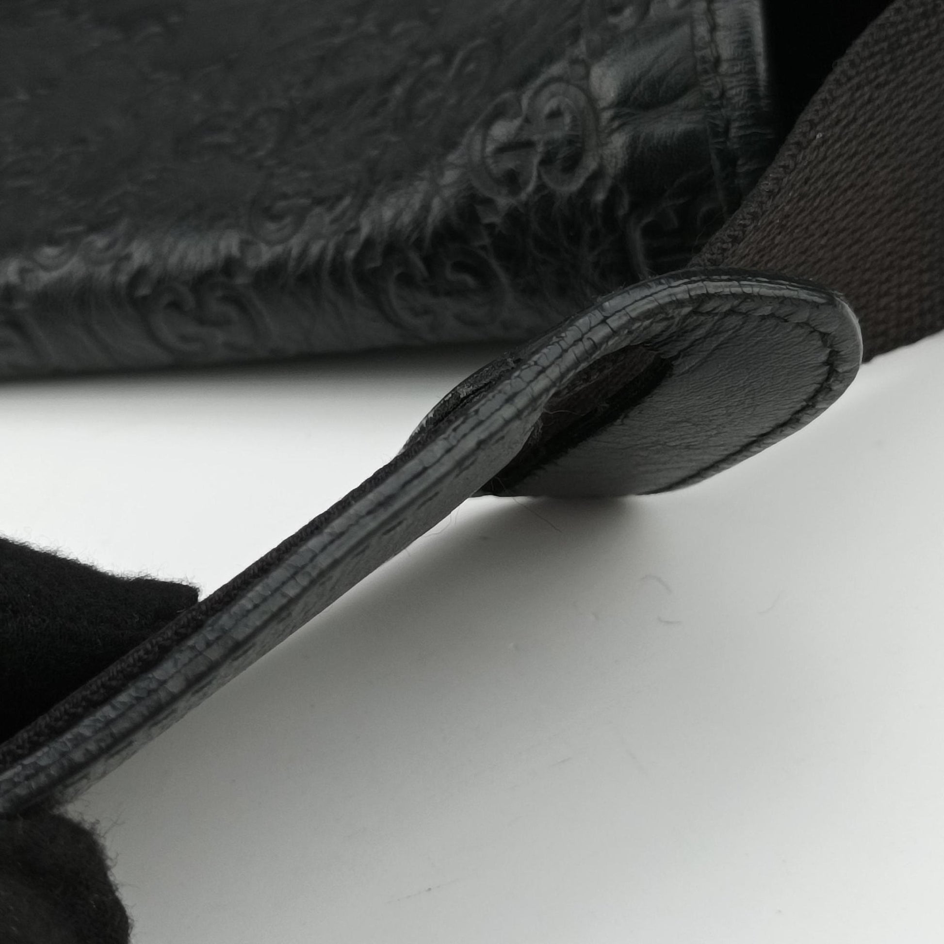 Guccissima Messenger Black Leather 246067 A012356718グッチシマ メッセンジャー ブラック レザー 246067 A012356718