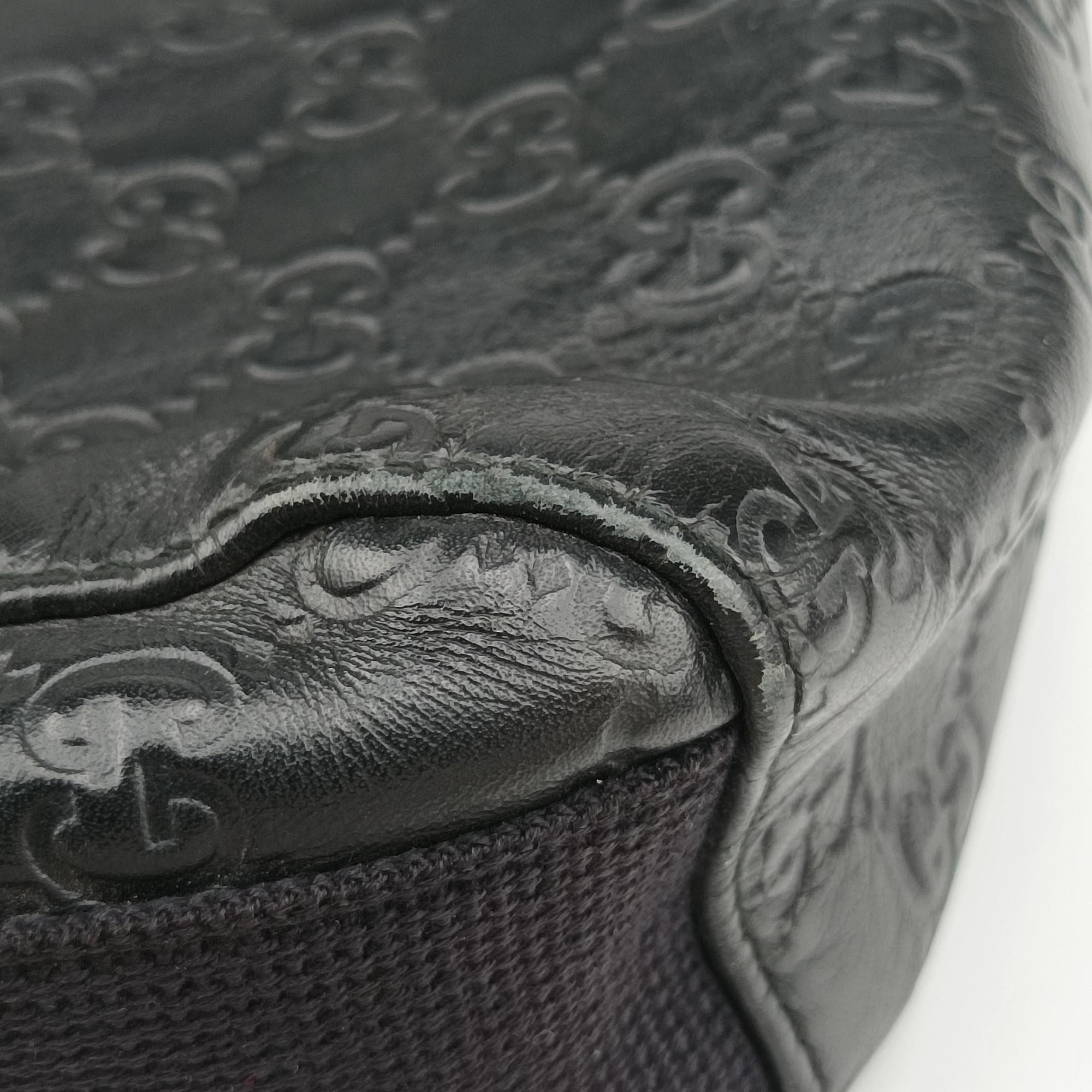 Guccissima Messenger Black Leather 246067 A012356718グッチシマ メッセンジャー ブラック レザー 246067 A012356718