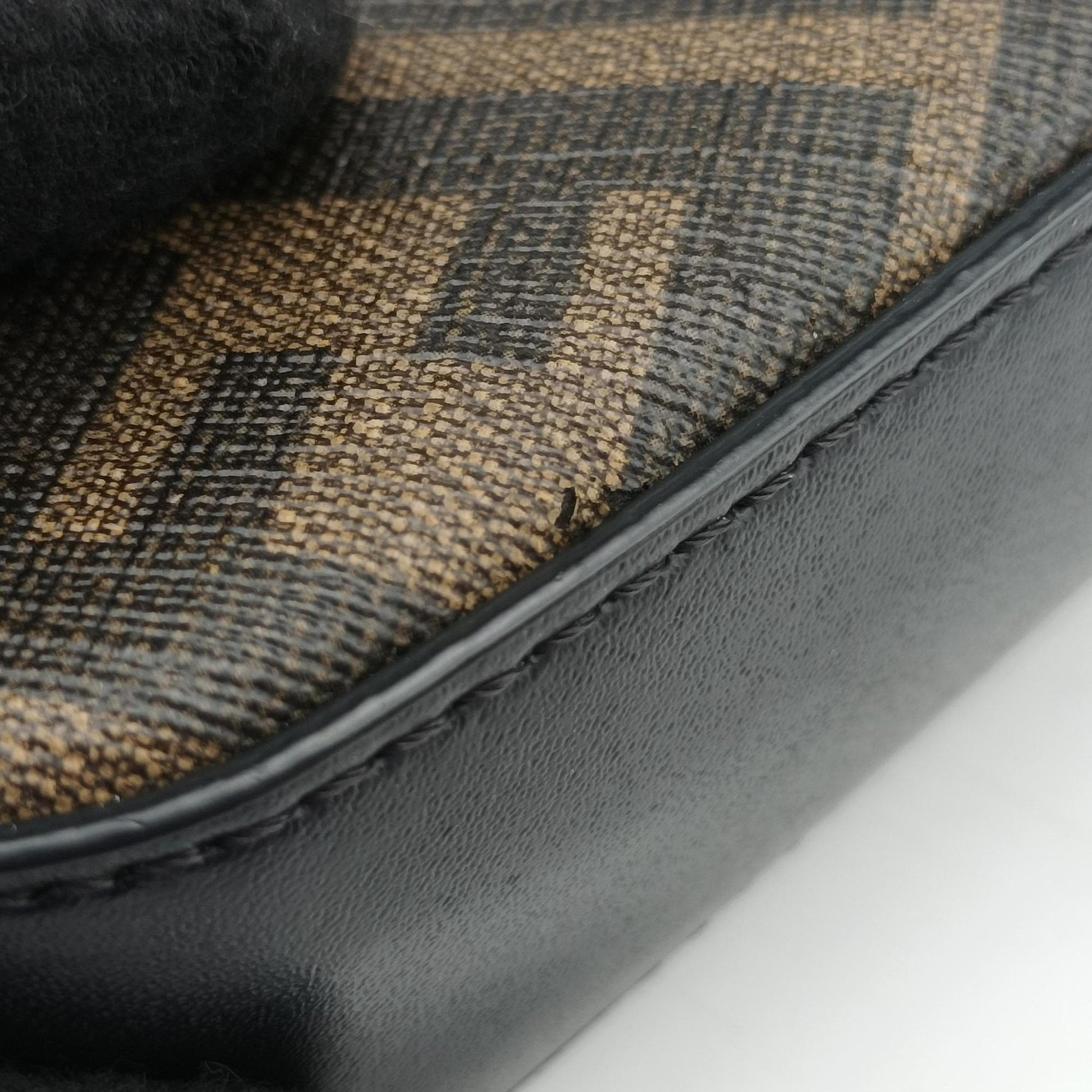 Camera case Brown × Black × Red PVC Coated Canvas × Leather 7M0286 7M0286 A9XS 208-0897キャム ブラウン × ブラック × レッド PVCコーティングキャンバス × レザー 7M0286 7M0286 A9XS 208-0897